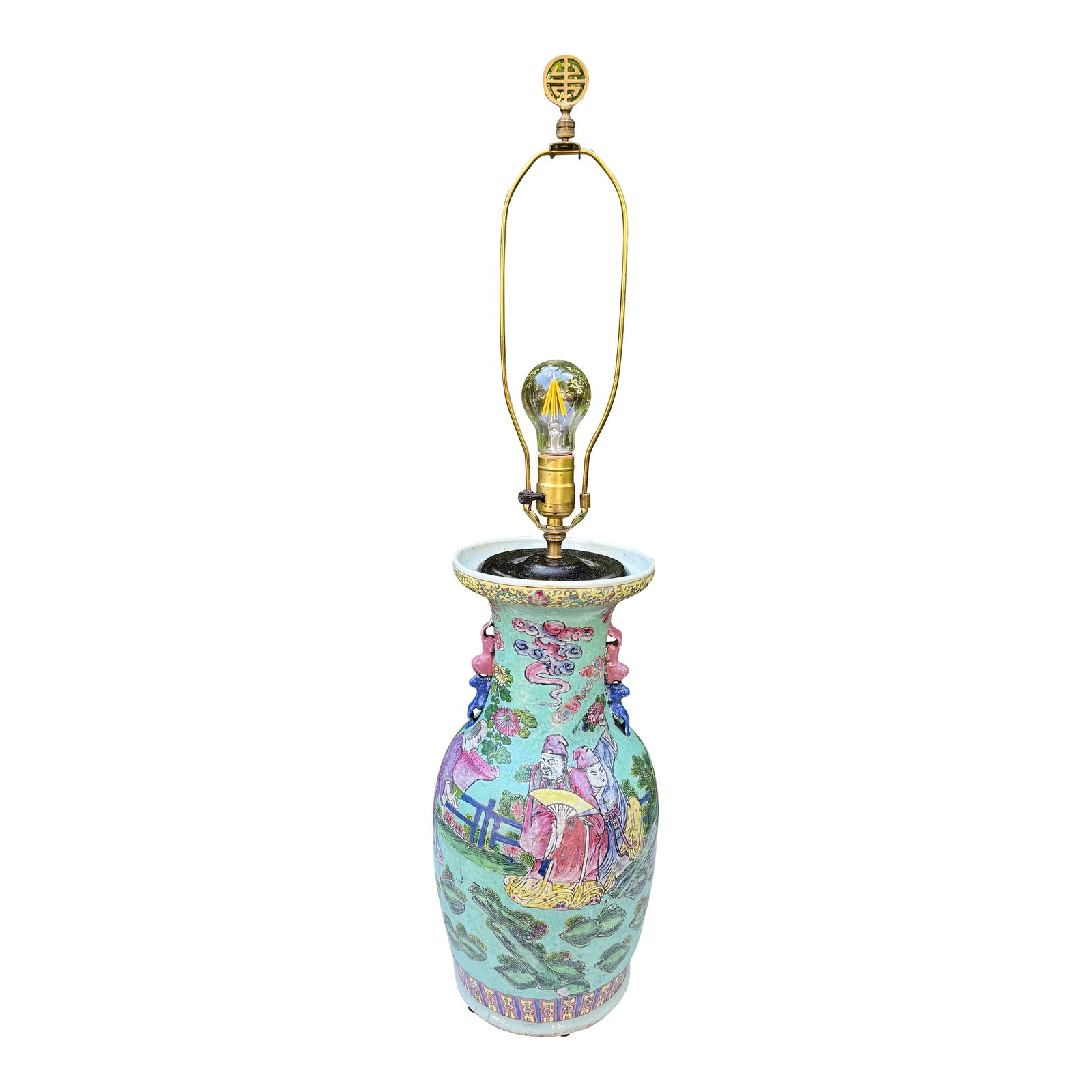 Large Vintage Chinese Famille Rose Porcelain Vase Lamp: Vintage Chinese Porcelain Famille Rose Vase Lamp This is a large & beautiful lamp, with striking & vibrant colors. It features various landscape scenes throughout. This would be a beautiful addition t