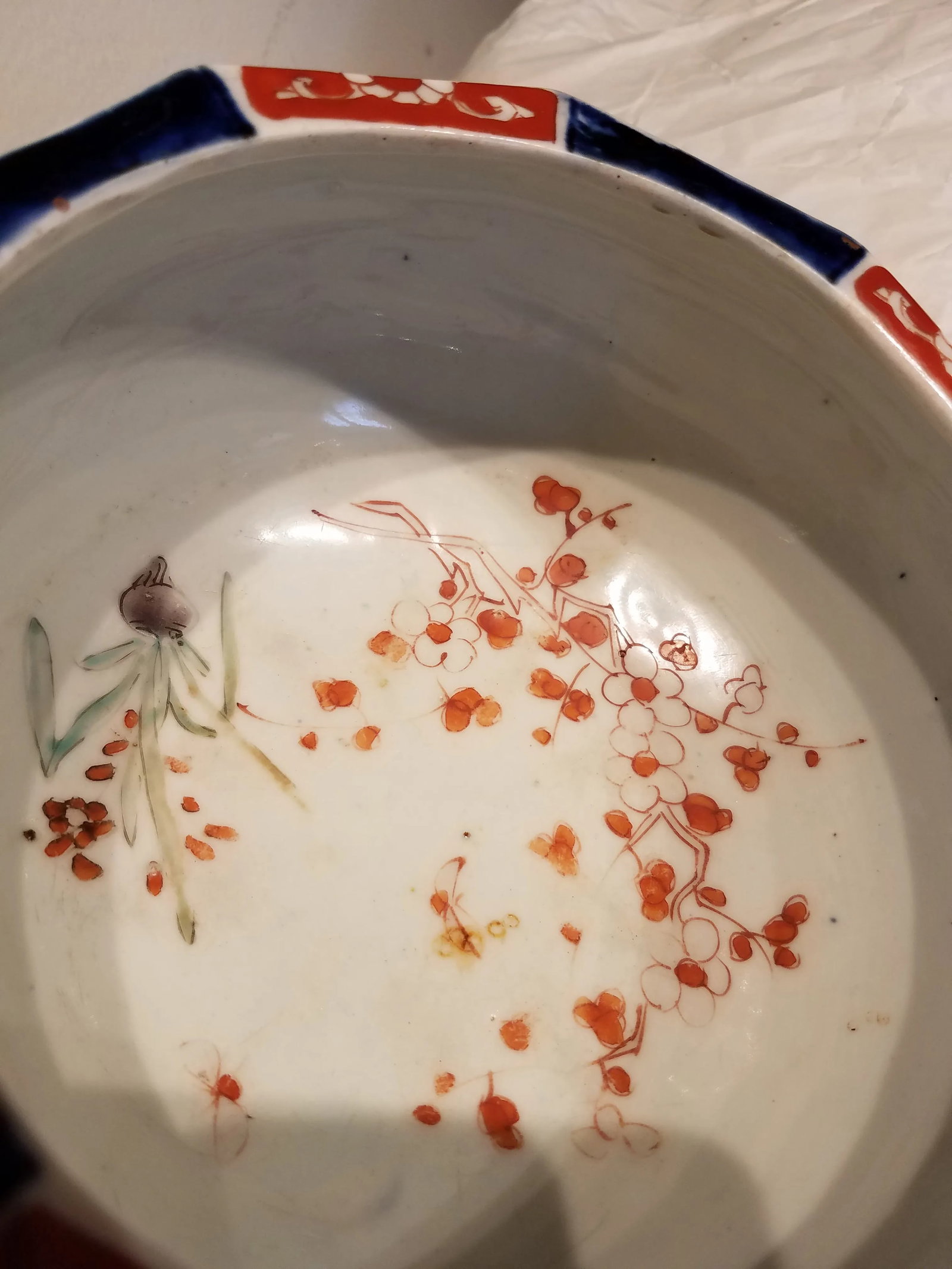 Imari Pot Circa 1890 Found in Northeast England - 2