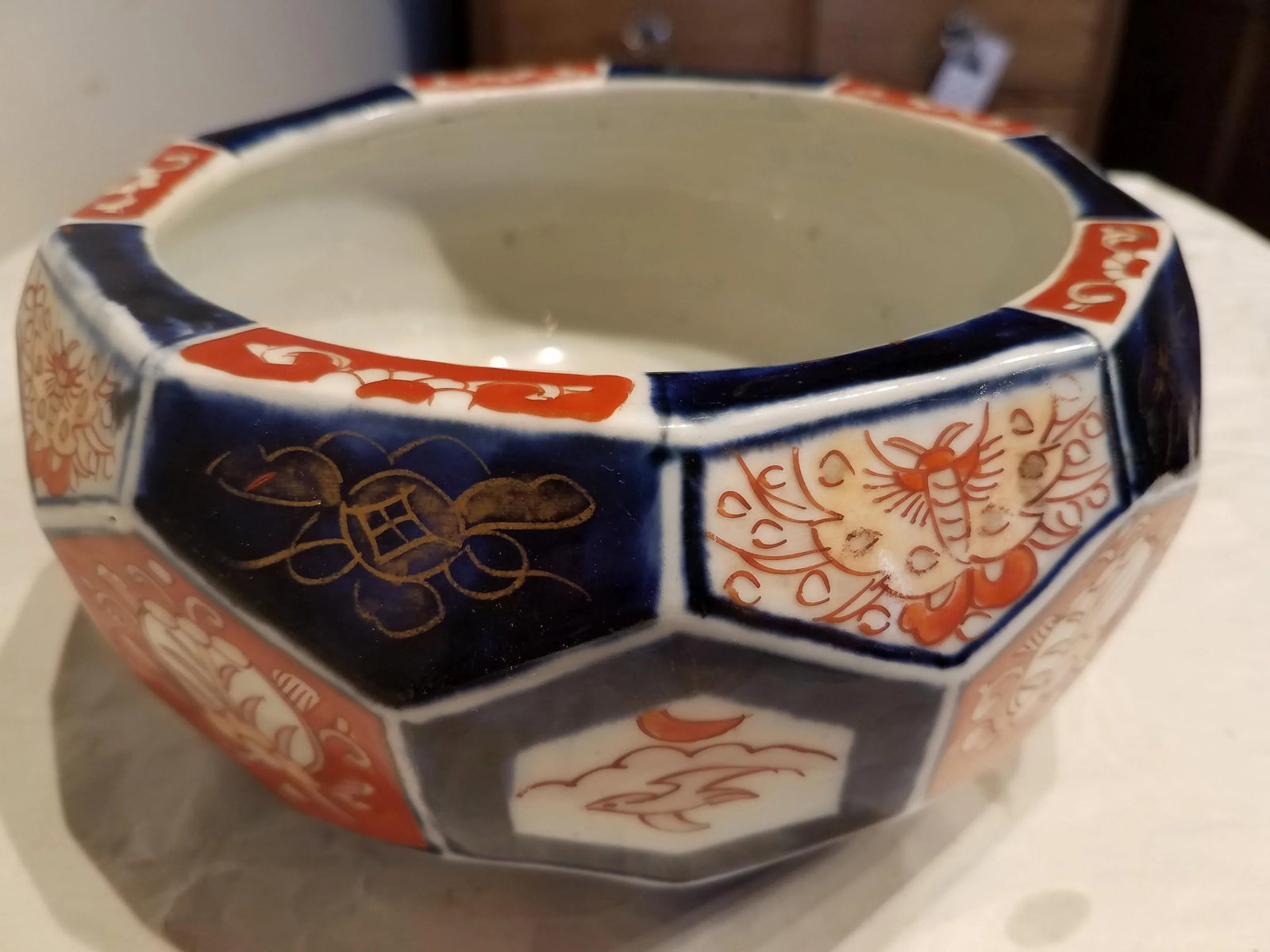 Imari Pot Circa 1890 Found in Northeast England - 4