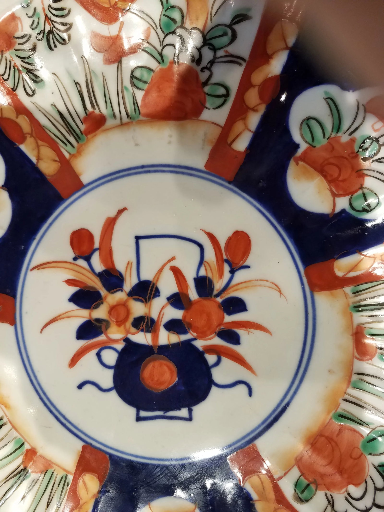Late 19th Century Imari Plate Found in Northeastern England - 3