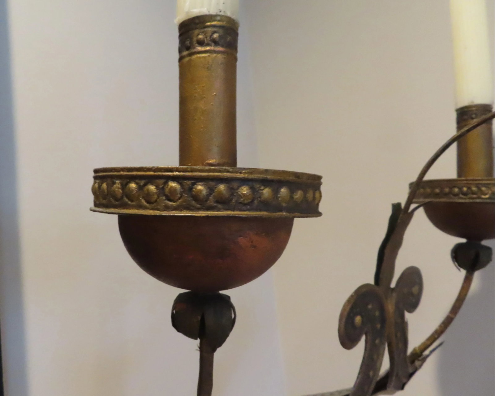 Pair of Antique Italian Renaissance Candle & Rose Sconces - 3