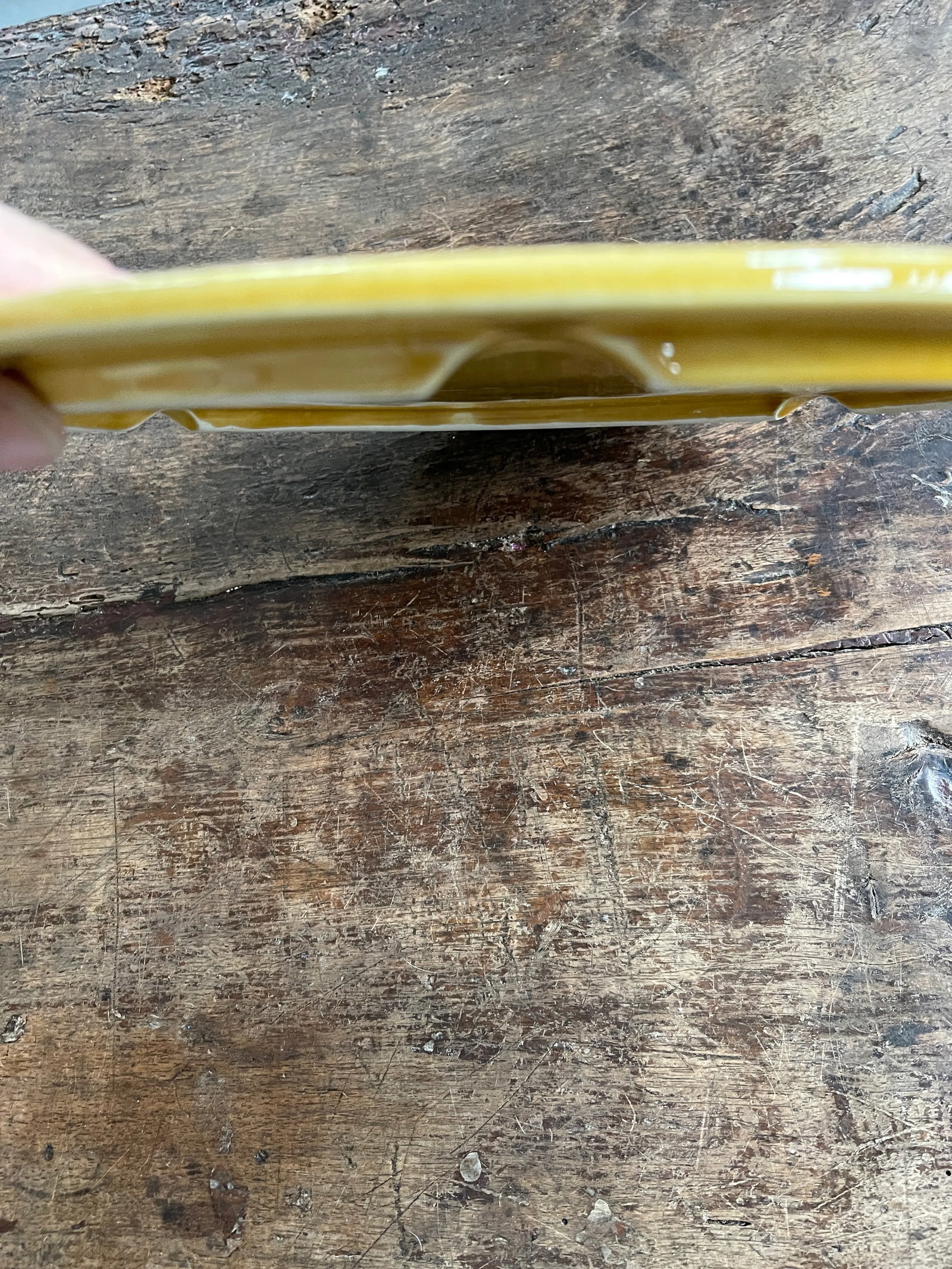 1930s French Yellow Majolica Trivet, Signed Sarreguemines - 8
