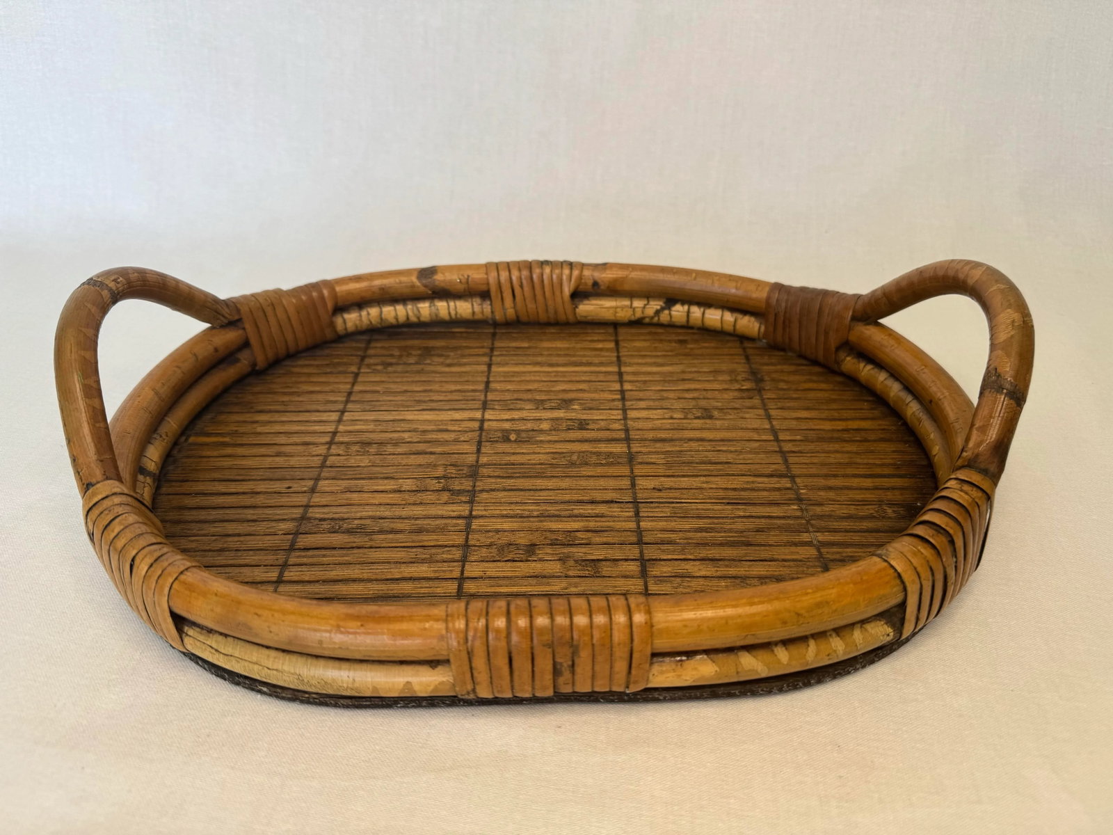 Vintage Coastal Bamboo & Pencil Reed Rattan Double Handle Serving Tray in the Style of Gabriella Cre - 2