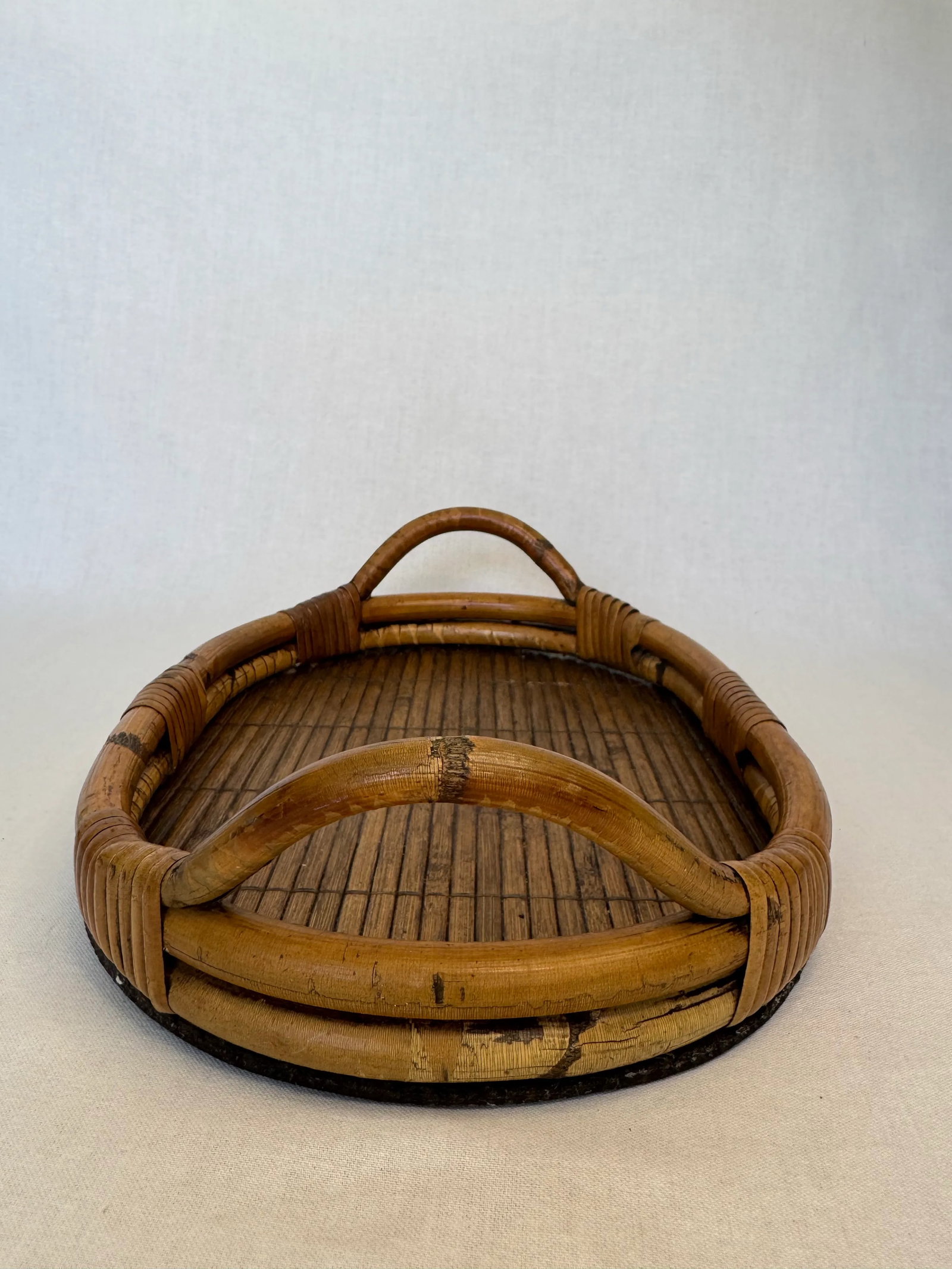 Vintage Coastal Bamboo & Pencil Reed Rattan Double Handle Serving Tray in the Style of Gabriella Cre - 6