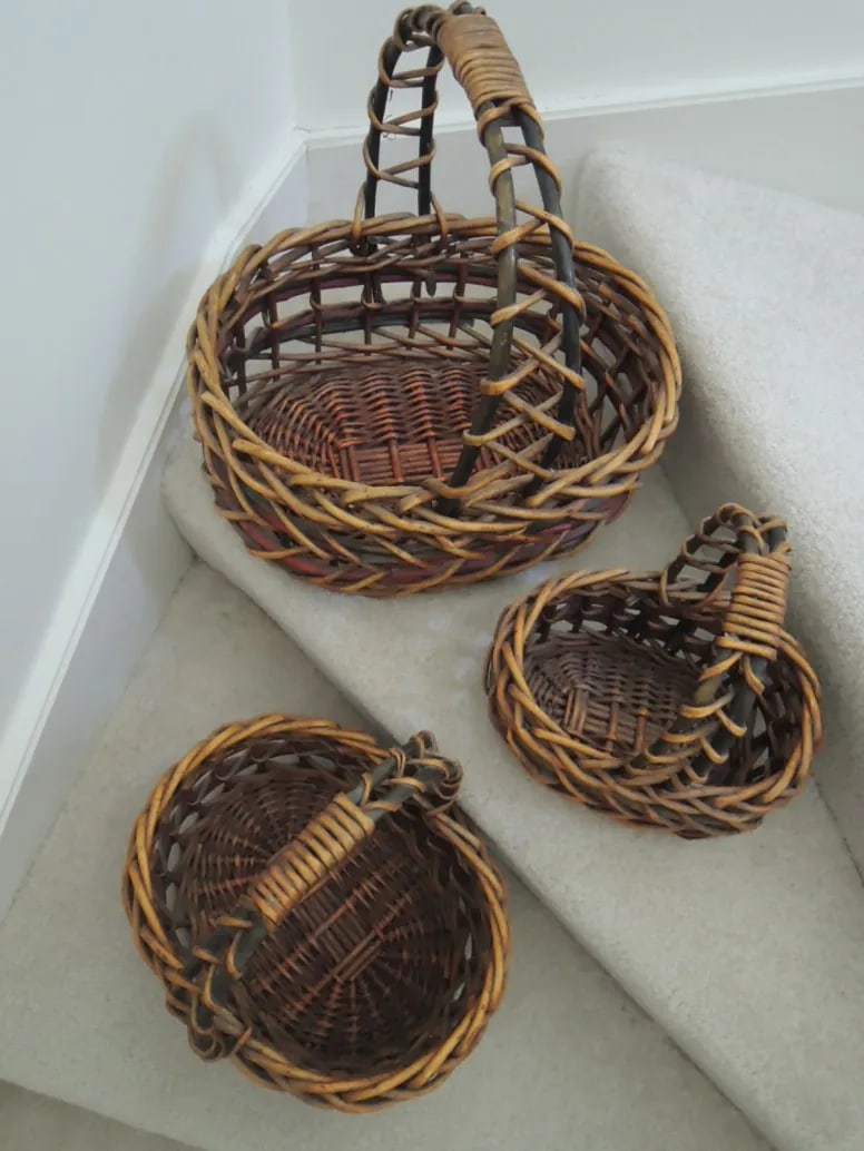 Late 20th Century Basket Thick Woven Wood Nesting Baskets With Carrying Handles - Set of 3 - 10