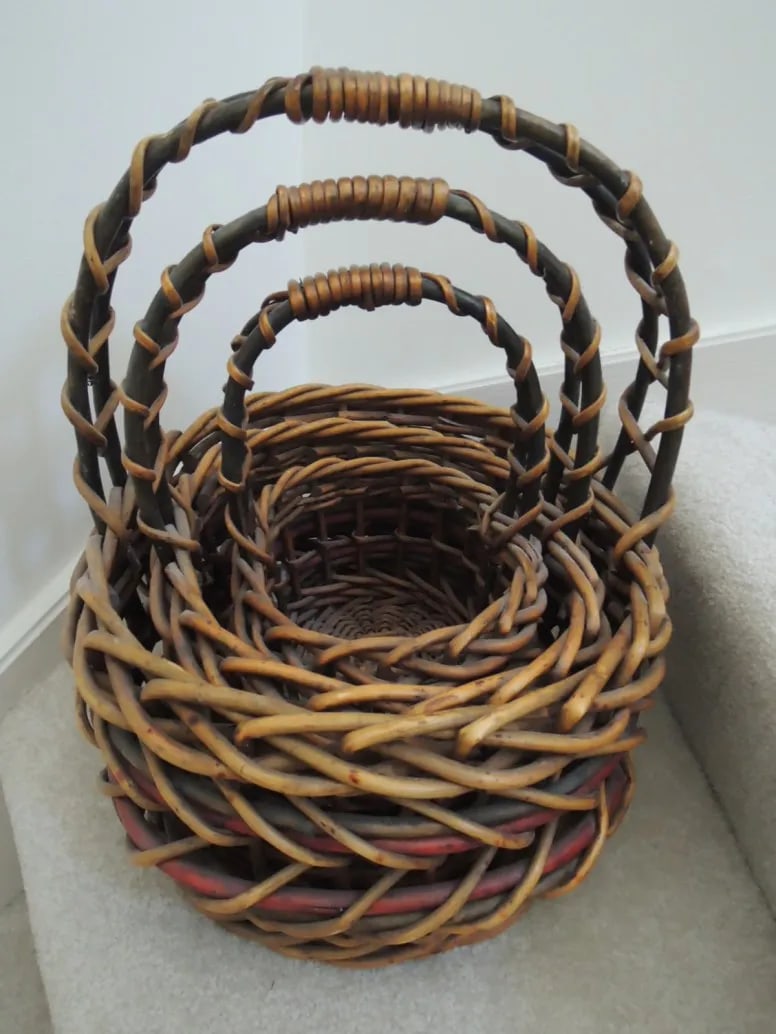 Late 20th Century Basket Thick Woven Wood Nesting Baskets With Carrying Handles - Set of 3 - 2