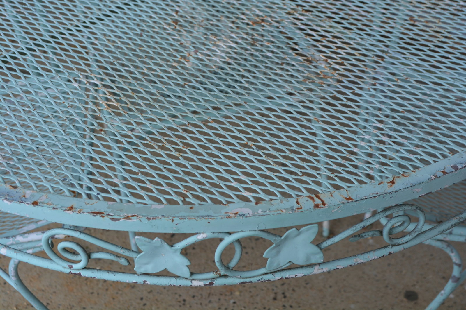 Vintage Salterini Style Ivy Wrought Iron Aqua Blue Round Patio Table & 4 Chairs Set - 3