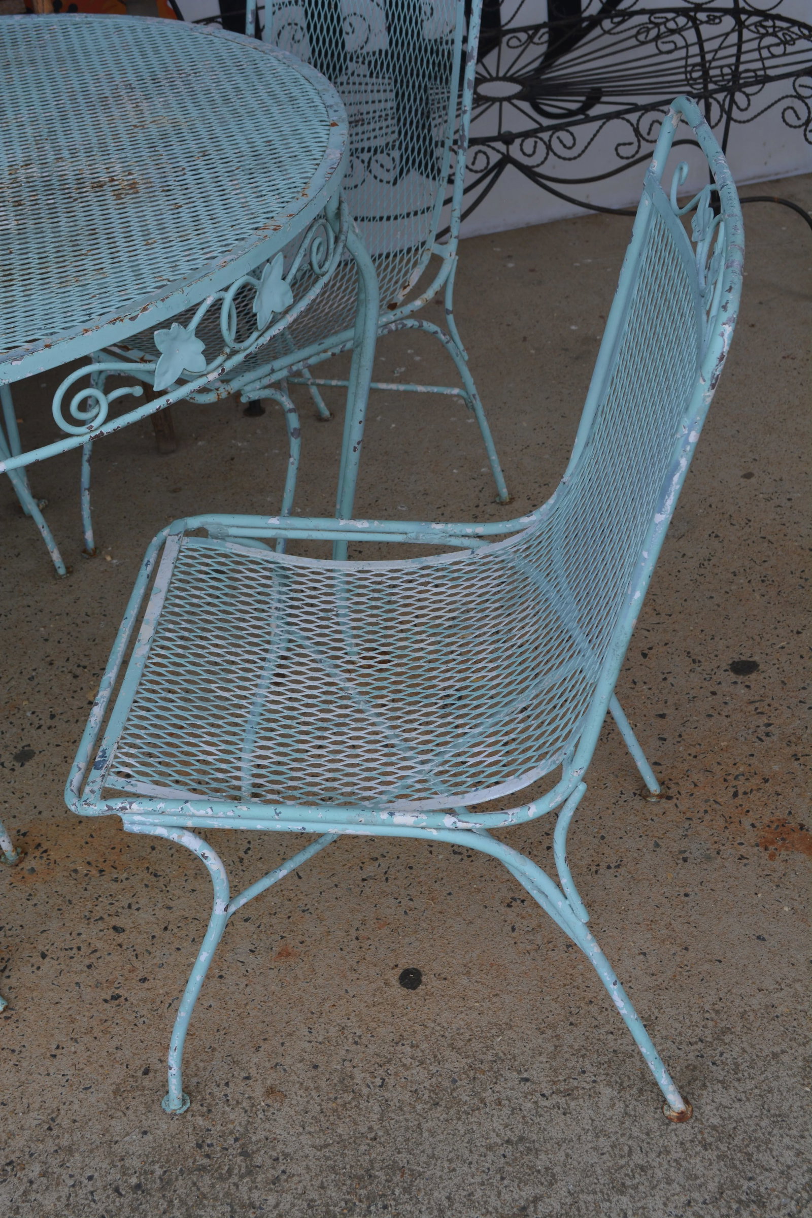 Vintage Salterini Style Ivy Wrought Iron Aqua Blue Round Patio Table & 4 Chairs Set - 8