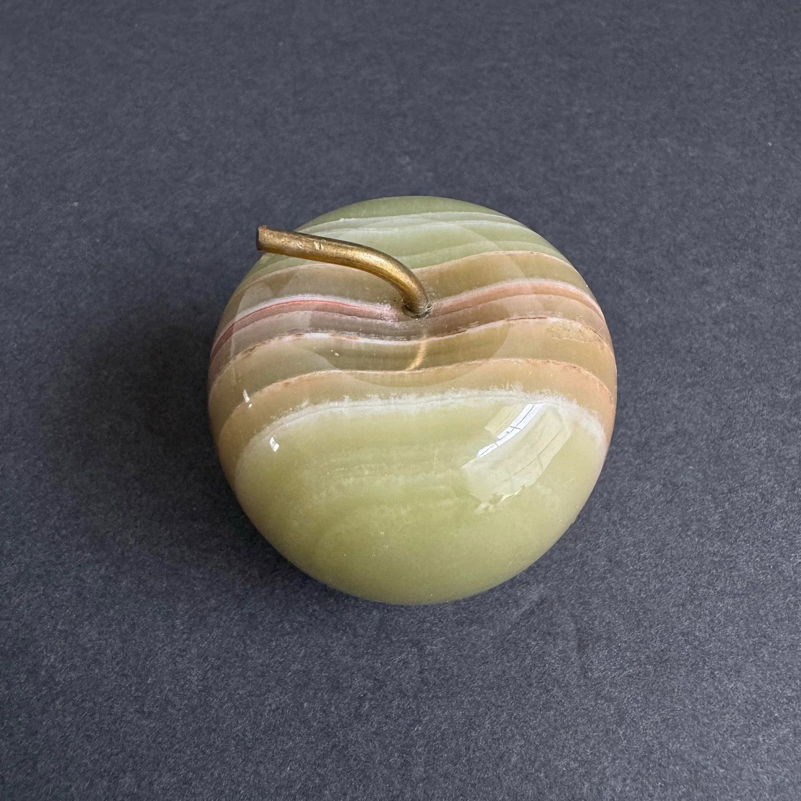 Vintage Onyx Apple Paperweight Petite Genuine Stone Sculpture - 2