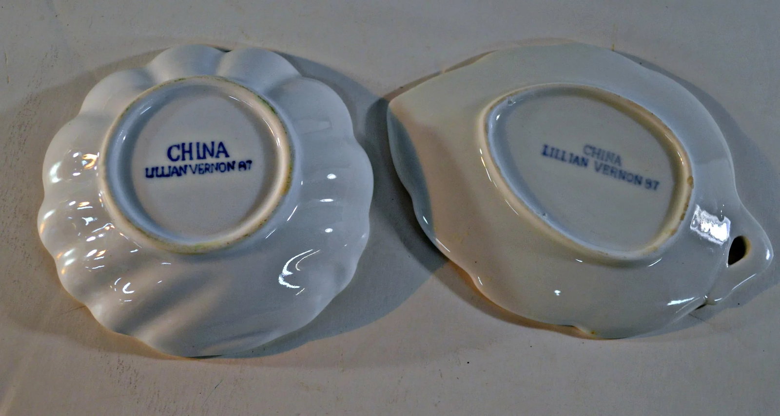 Vintage Lillian Vernon White Ceramic Dishes - A Pair - 8