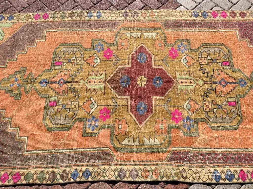Vintage Area Rug - 51" X 90.5" - 4
