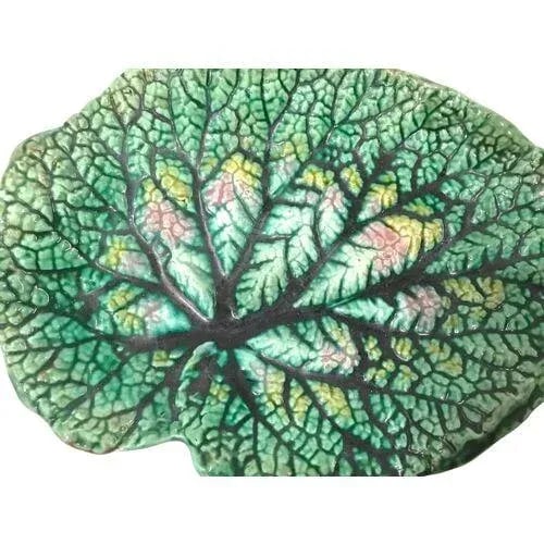Antique Etruscan Majolica Leaf Plate - 4