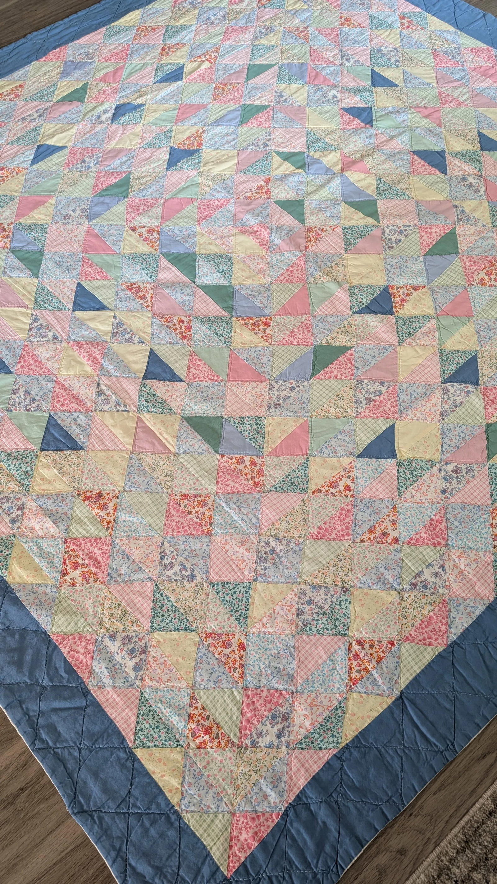 Vintage Handmade Irish Chain Postage Stamp Quilt With Wide Blue Border - 9
