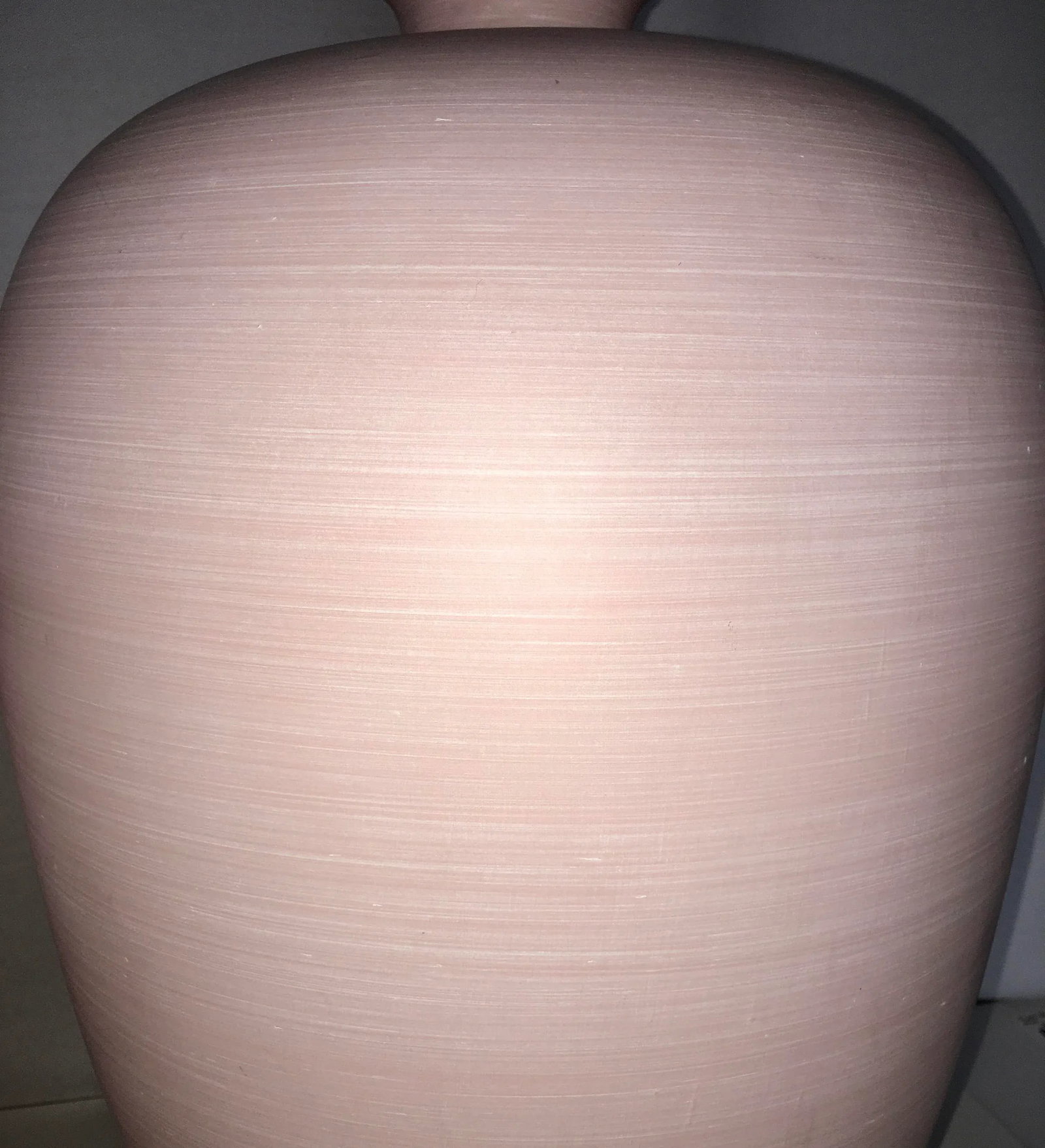O'Keefe Style 1980's Calla Lily Hand Glazed Blush Pink Plaster Sculpted Table Lamps - A Pair - 6