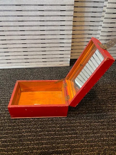 Vintage Chinese Jewlery Box - 6