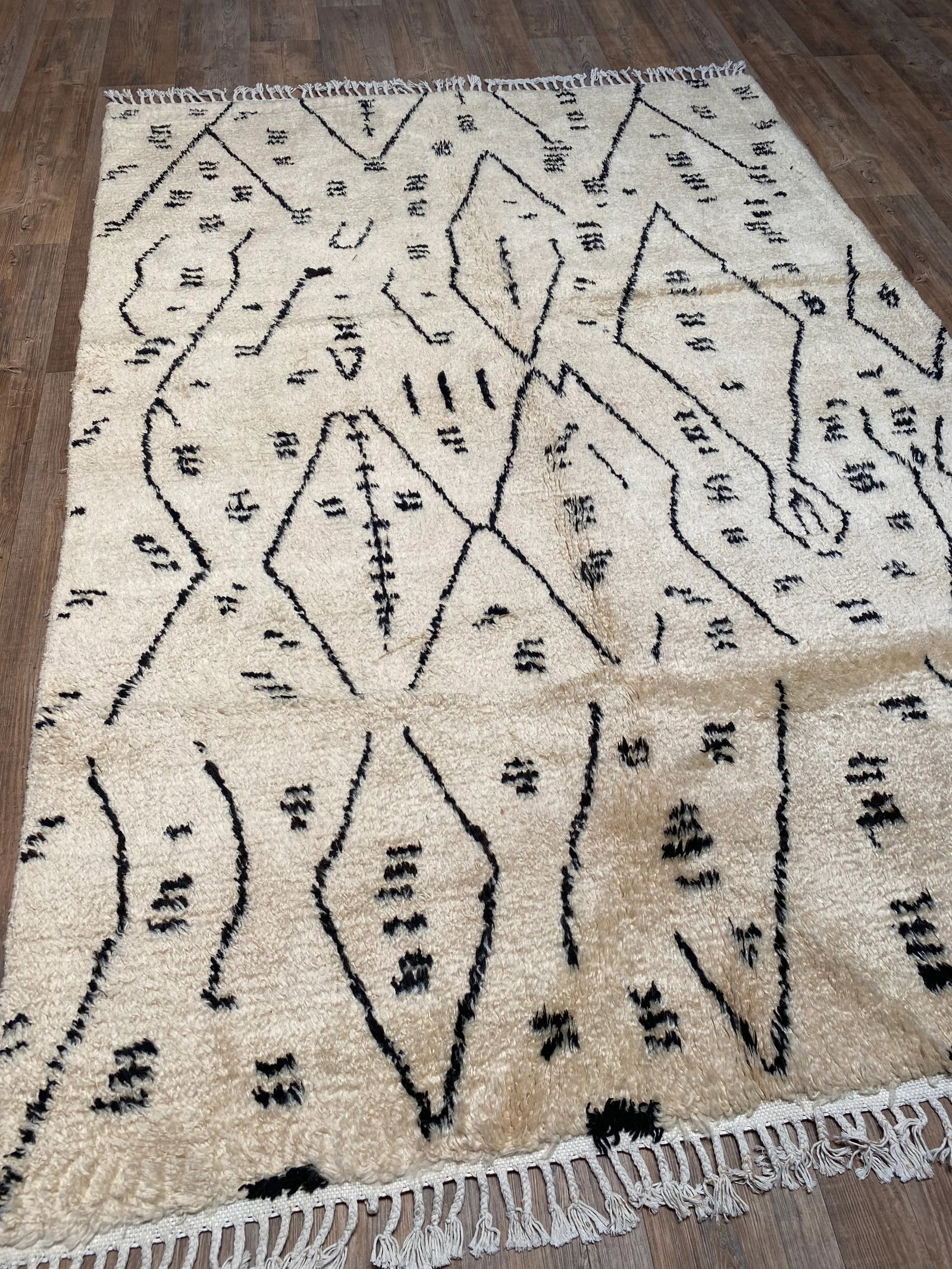 Bellwether Rugs Vintage Moroccan Rug - 2
