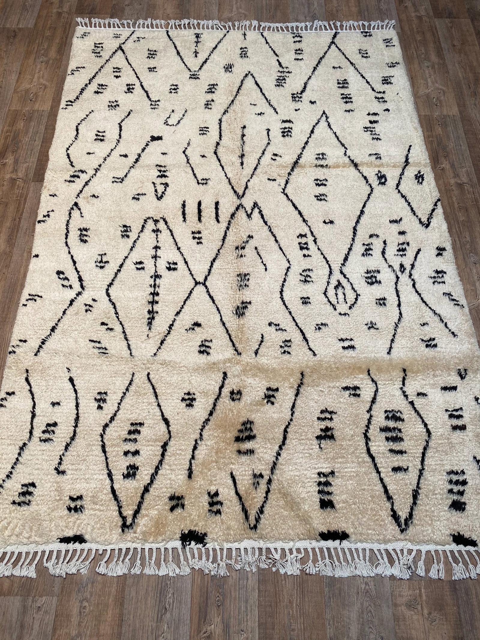 Bellwether Rugs Vintage Moroccan Rug - 3