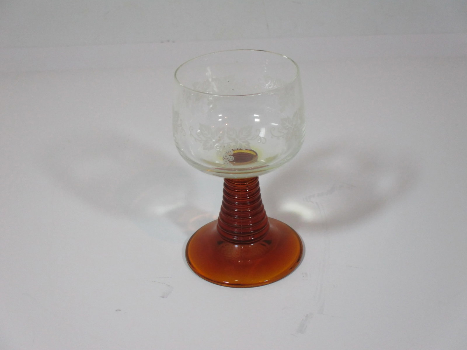 Mid Century Coiled Stem Wine Glasses - Set of 6 - 3