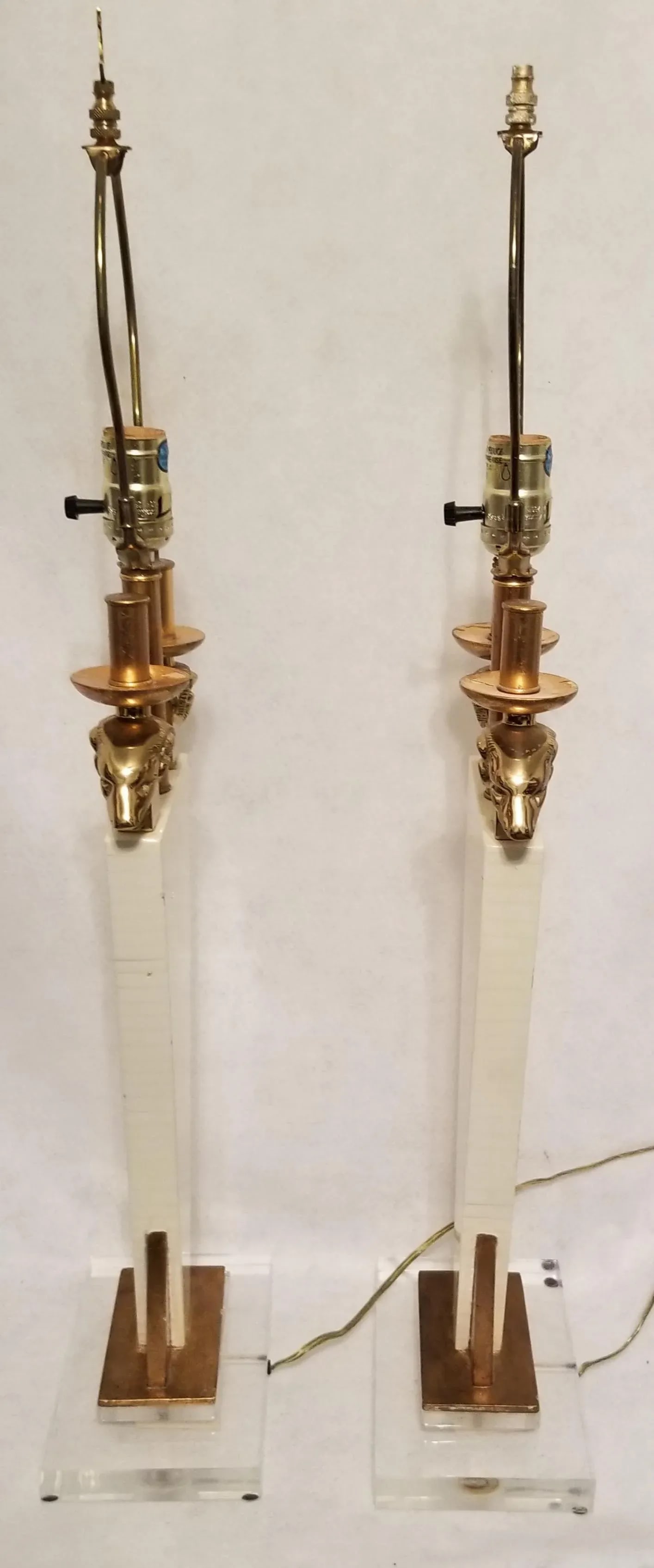 1970s Leeazanne Lamps Ivory With Brass Rams Heads Lucite Base for Lee Lam - a Pair - 8