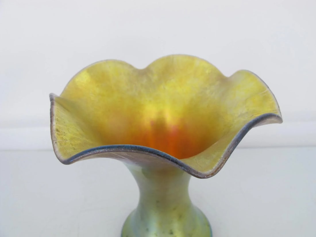 Steuben Aurene 723 Gold Blue Iridescent Ruffle Art Glass Vase - 4