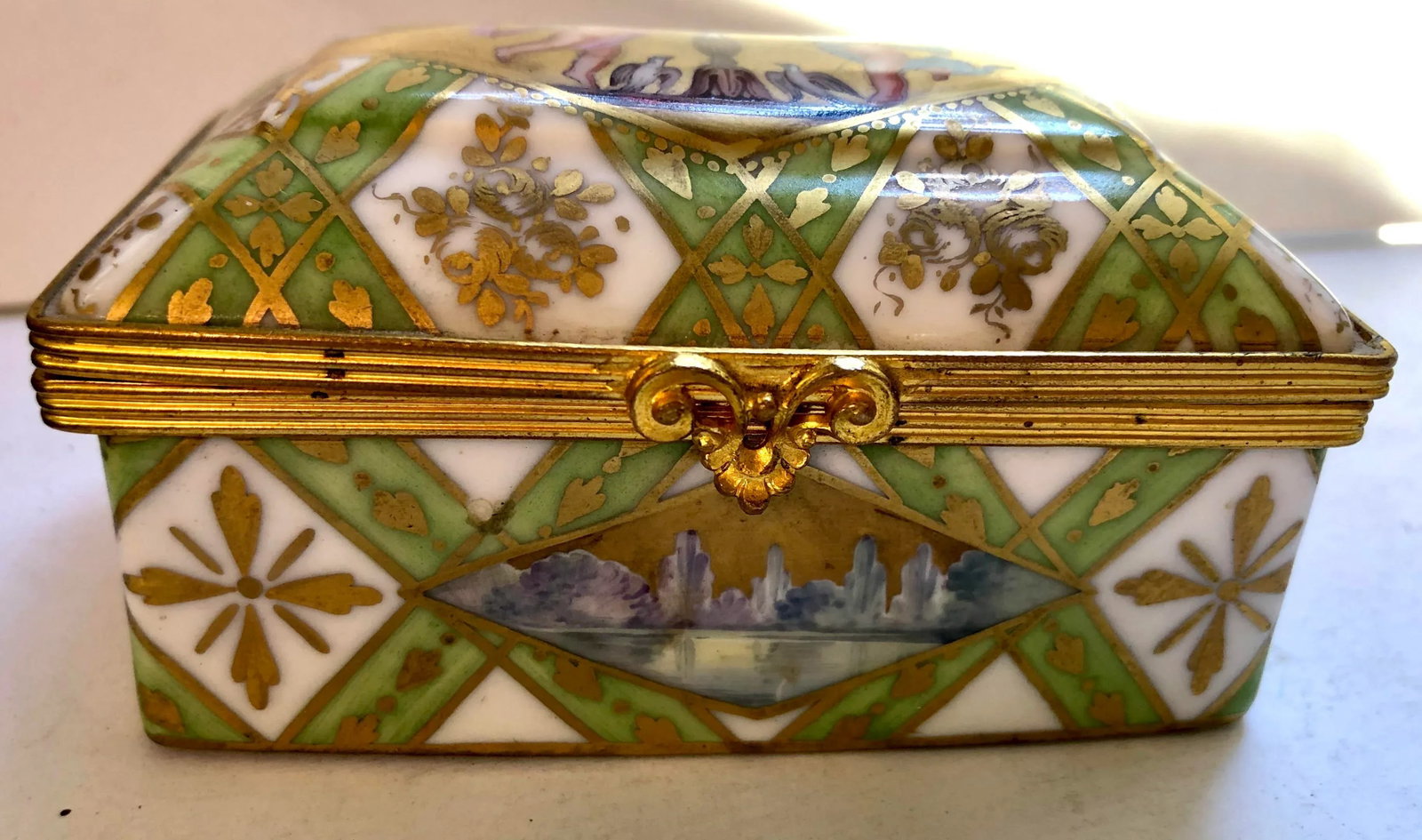 19th C. French Parisian Putties Porcelain Box - 3