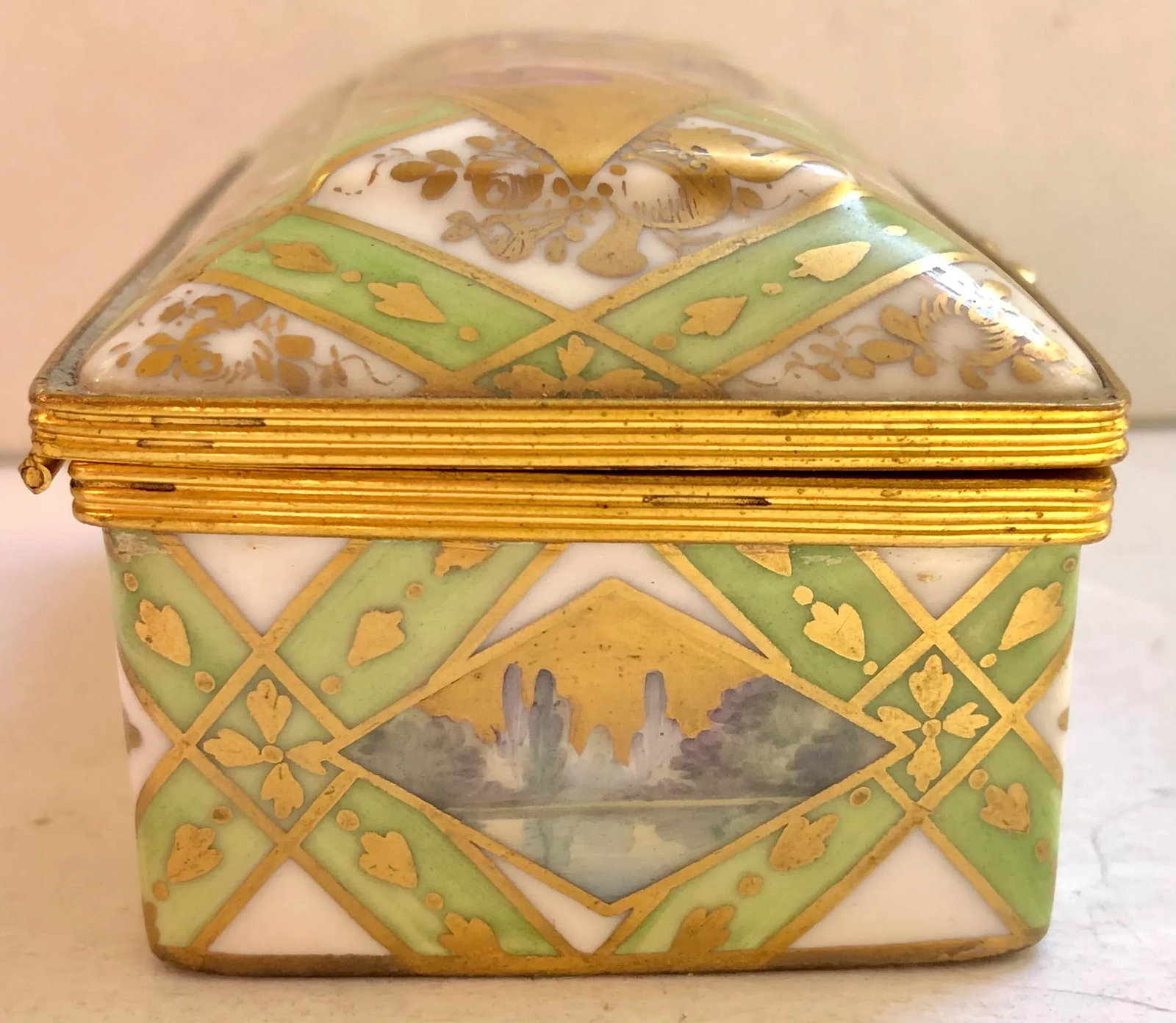 19th C. French Parisian Putties Porcelain Box - 8