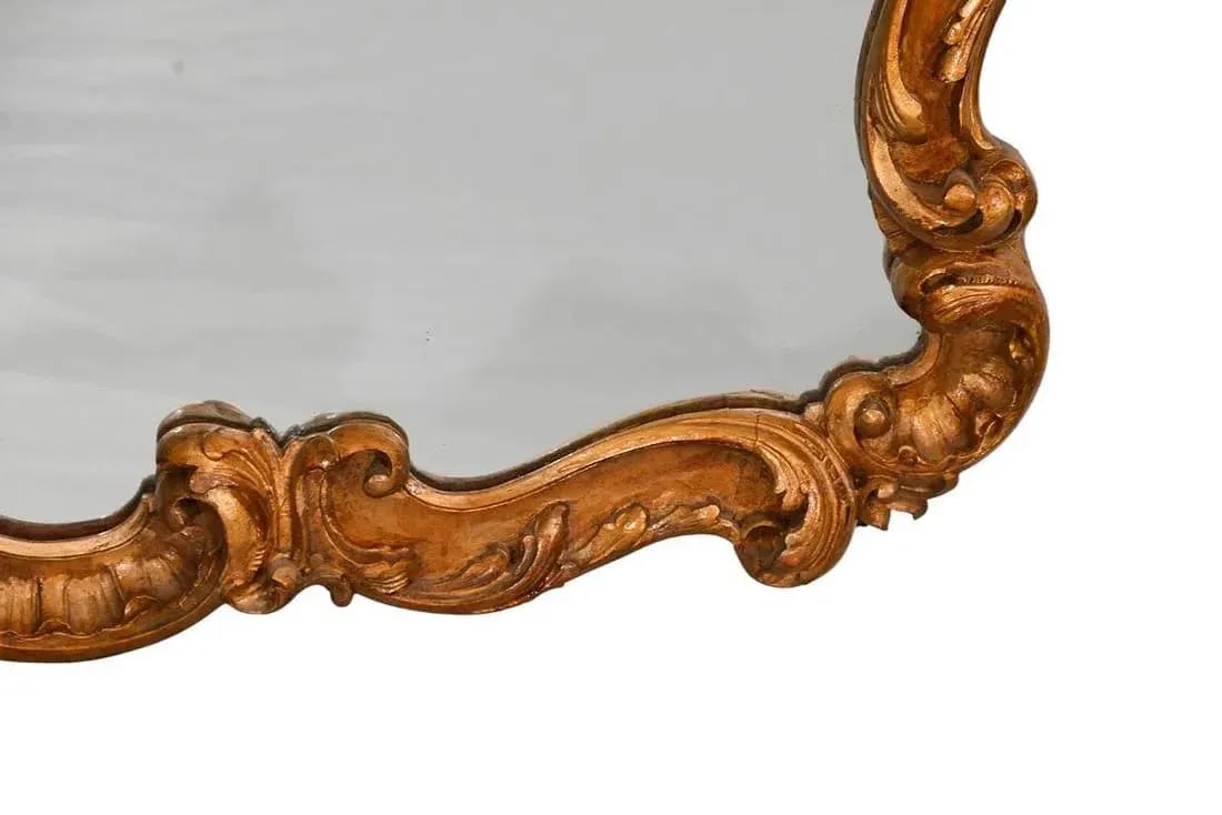 Antique Italian Hand Carved Gilt Wall Mirror - 4