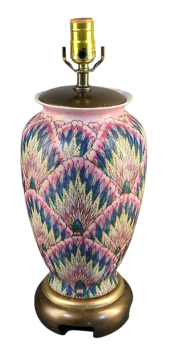 Late 20th Century Asian Flamestitch Pattern Colorful Painted Porcelain Peacock Feather Table Lamp - 9