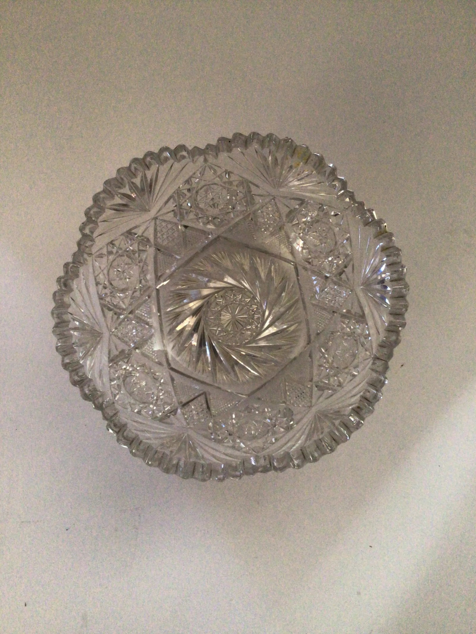 Antique 1910s Abp Crystal Cut and Clear Bowl - 2