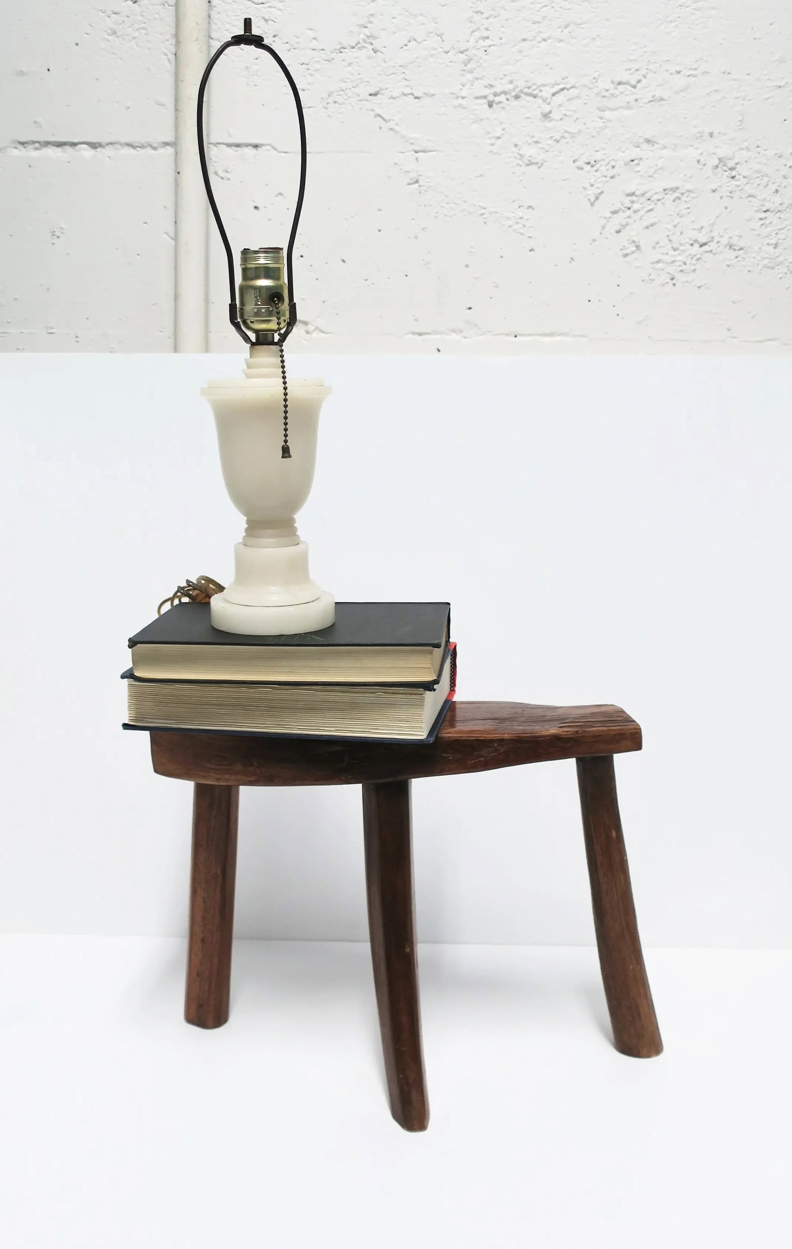Italian Art Deco Modern White Alabaster Marble Urn Desk or Table Lamp - 4