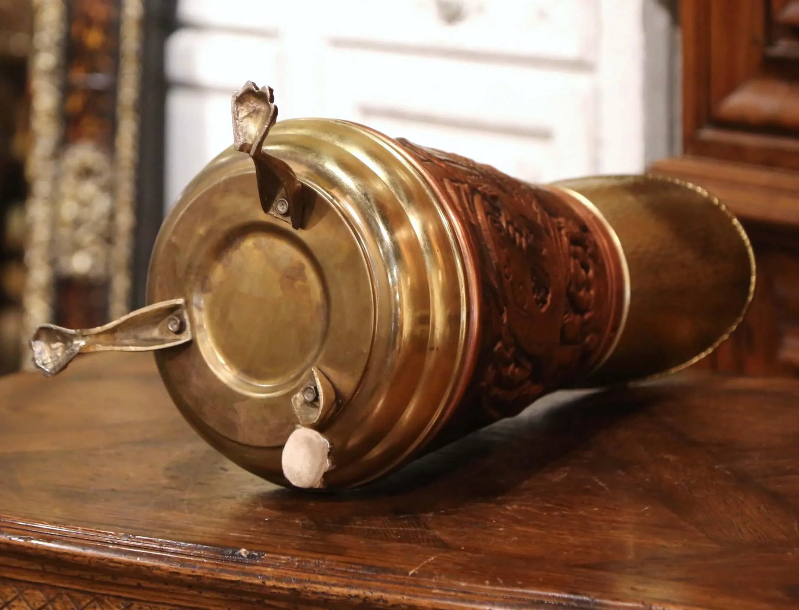 Set of Two Mid-Century French Copper and Brass Watering Cans From Normandy - 12