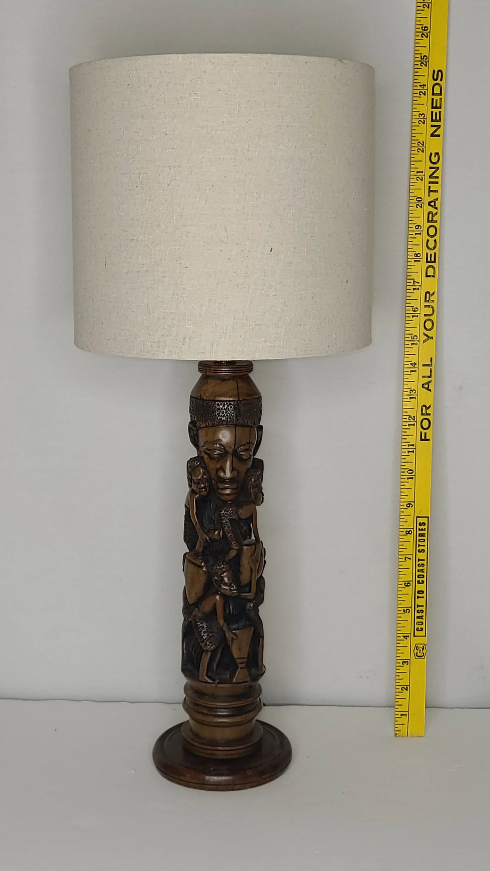 1920s African Hard Wood Carved Lamp with Intertwined Mother With Her Children Figurines - 3