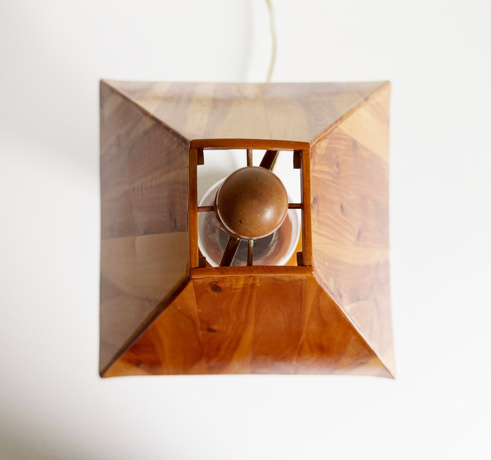 Vintage Folk Art Wood Shade Table Lamp - 3