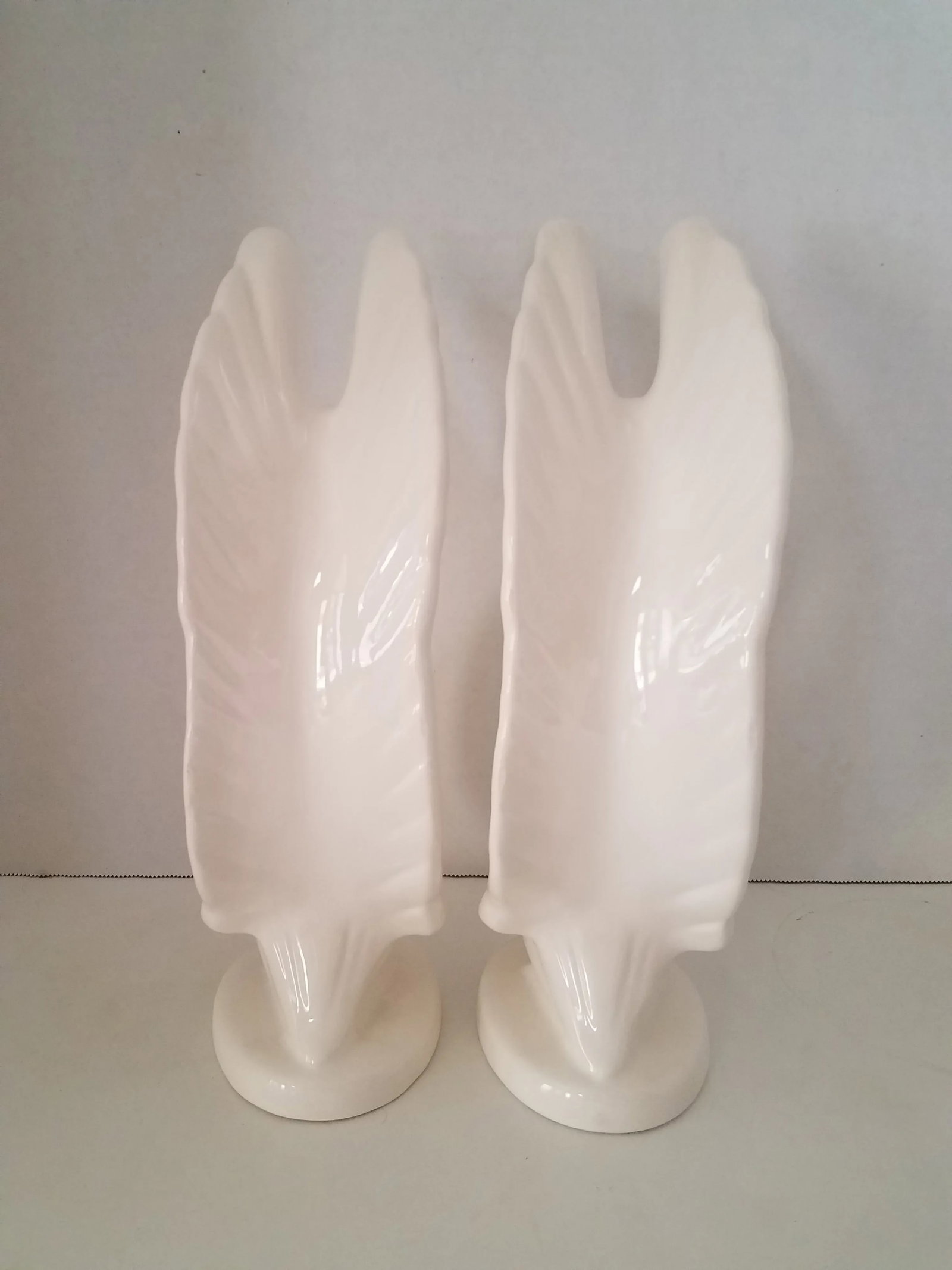 Vintage Porcelain Swan Figurines - a Pair - 3