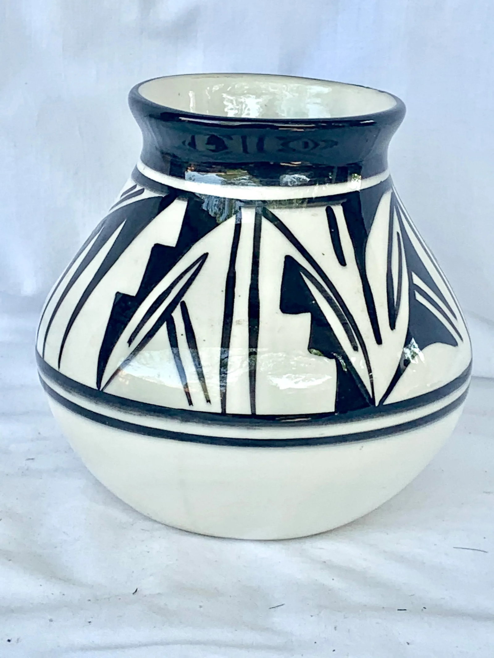 Vintage Mesa Verde Native American Pottery - 10