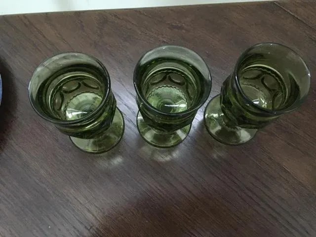 1950s King's Crown Green Cordials - Set of 3 - 2