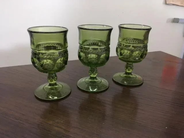 1950s King's Crown Green Cordials - Set of 3 - 5