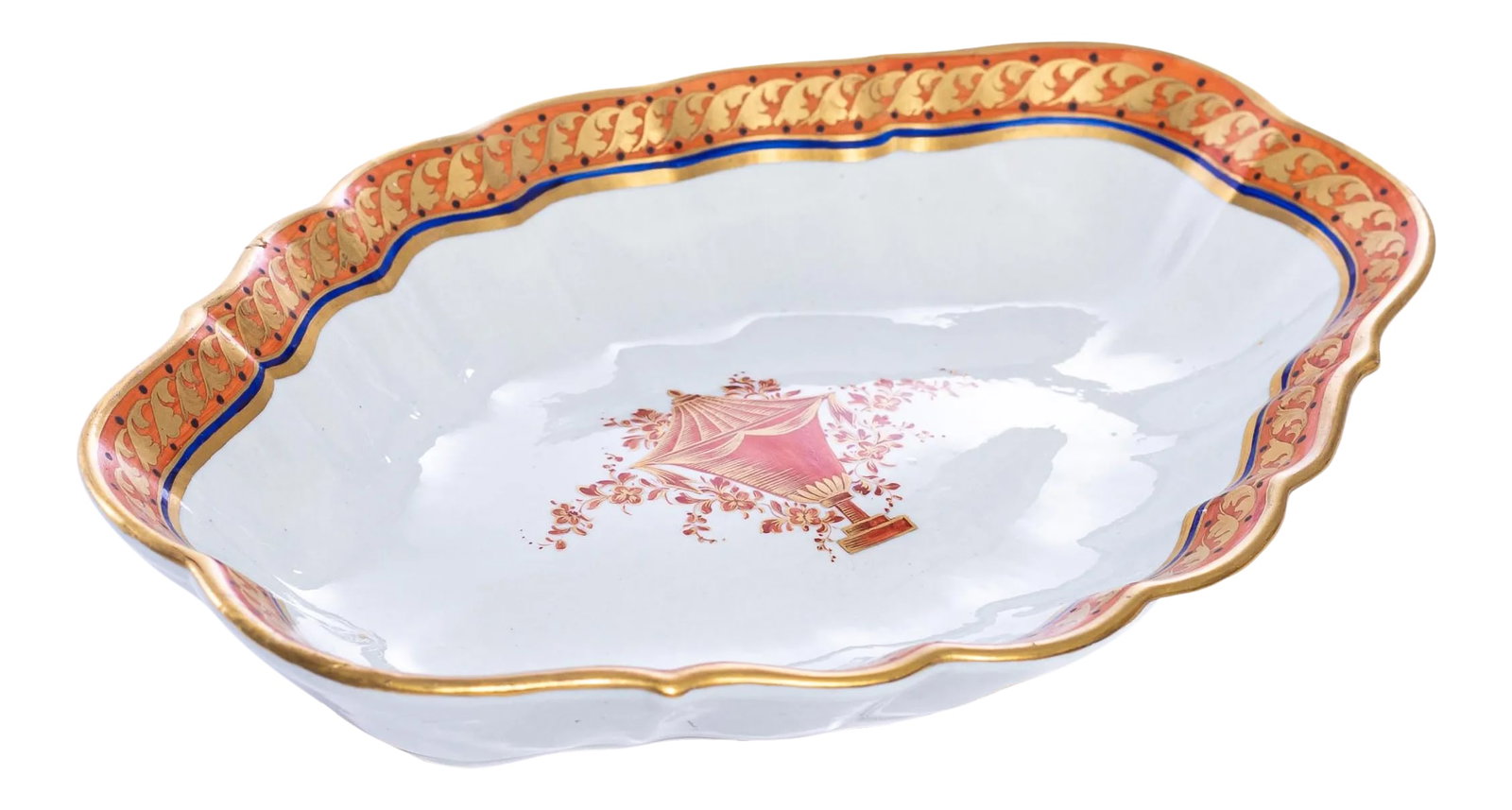 Vintage Mottahedeh Lowestoft Scalloped Low Bowl: Gorgeous Mottahedeh bright white scalloped bowl with gold, blue and orange classic Lowestoft pattern. So chic! Condition: Alterations: Original Condition Unaltered Imperfections: Some Imperfections Co