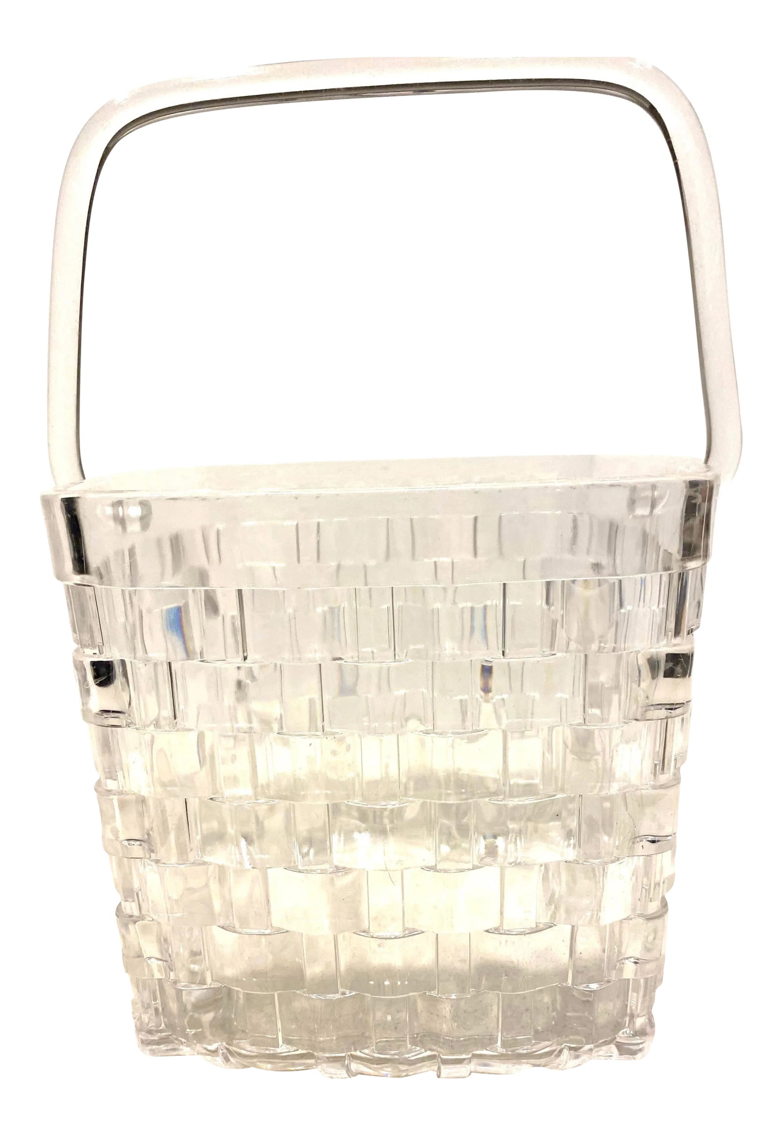 1980s Grainware Lucite Ice Bucket: Grainware lucite woven basket with handle. Great for carrying napkins and plastic ware, as an ice bucket, serve snacks or as a catch-all. Grainware Lucite is BPA-free. Condition: Imperfections: Some