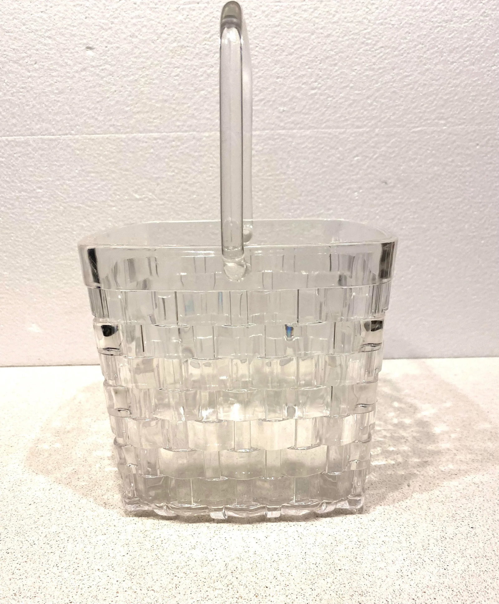 1980s Grainware Lucite Ice Bucket - 3