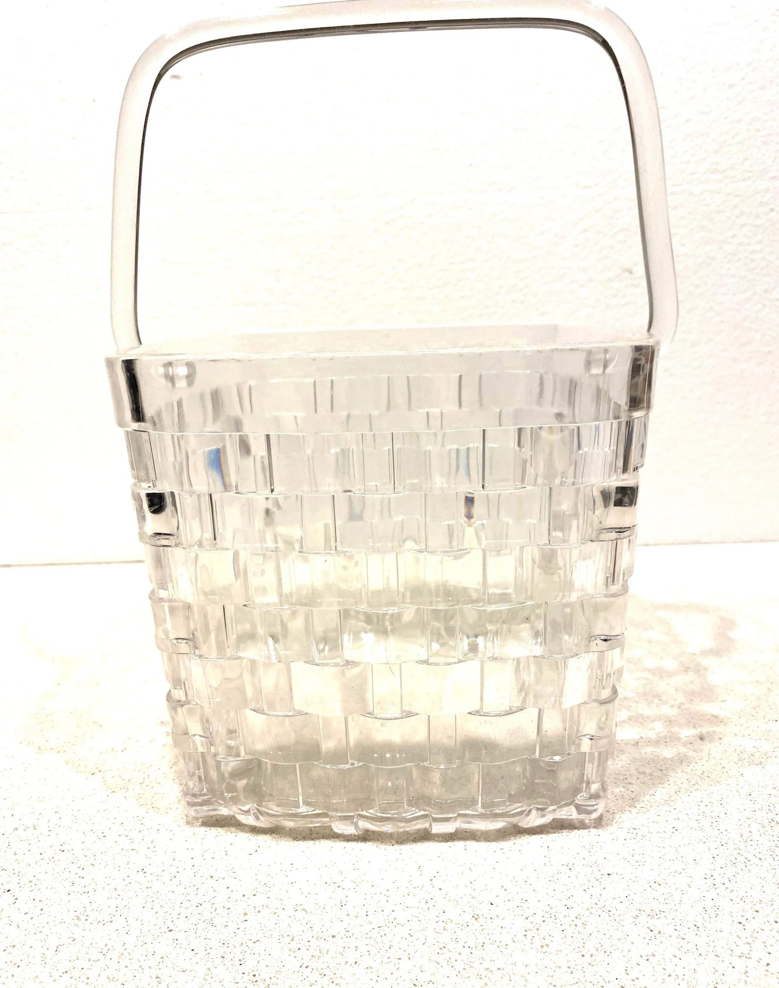 1980s Grainware Lucite Ice Bucket - 5