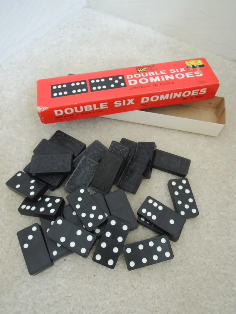 Vintage 1950s Mid-Century Double Six Dominoes Game Woolworths Jaymar - 28 Piece Boxed Set - 4