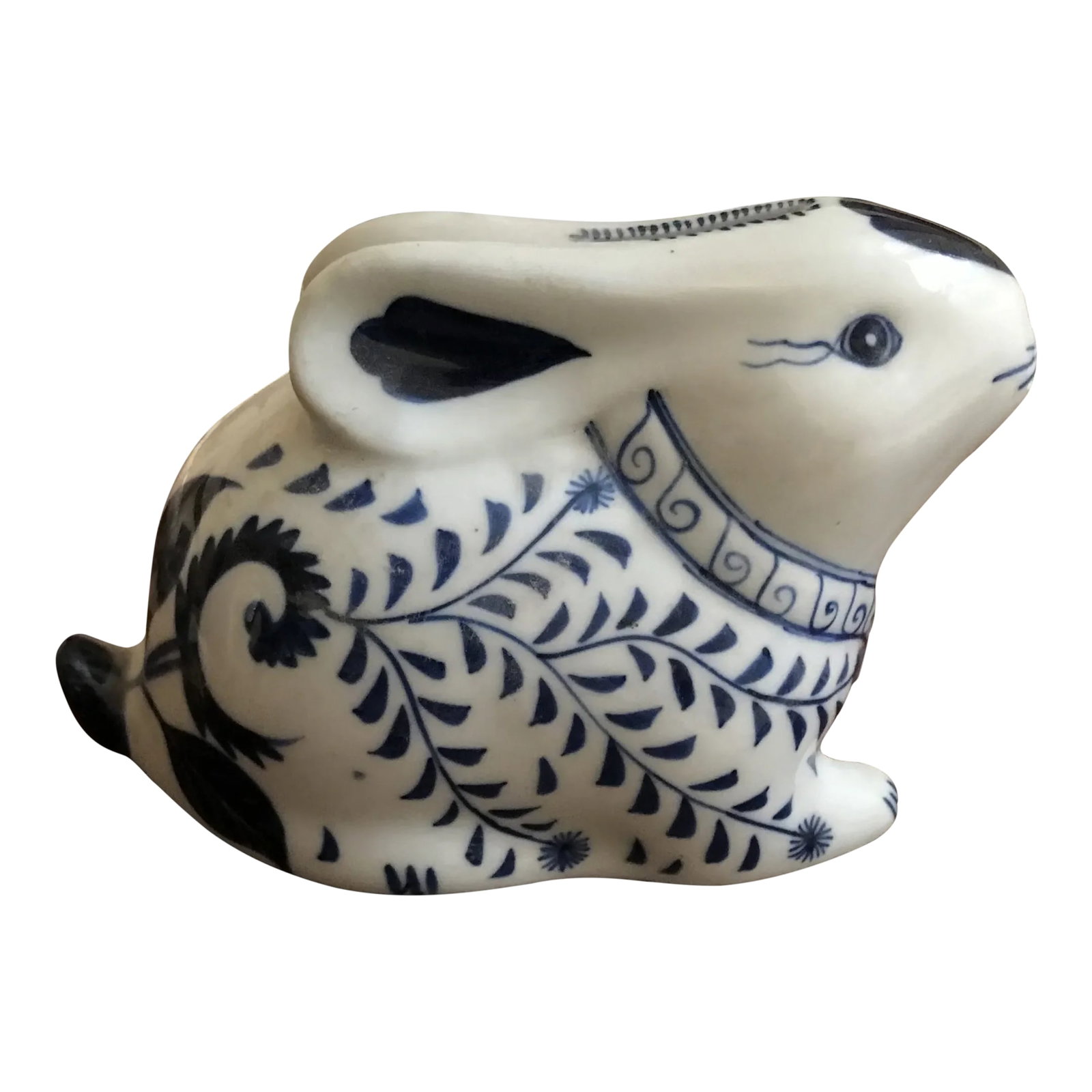 Vintage 1960s Porcelain Bunny Bank: Vintage blue and white bunny bank, Floral pattern on body. Condition: Alterations: Original Condition Unaltered Imperfections: Some Imperfections Condition Notes: Excellent condition Origin: United