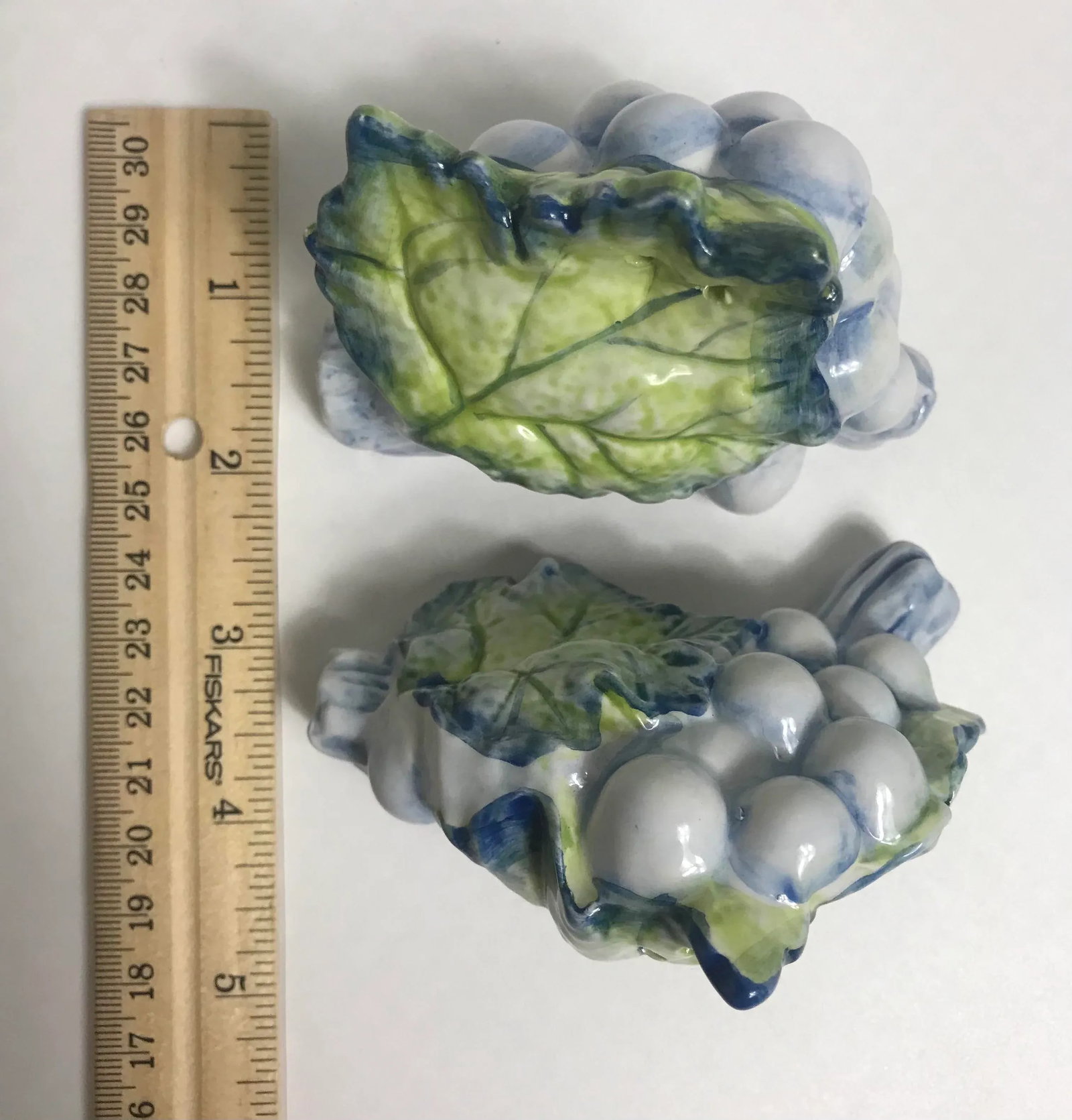 Vintage Fitz and Floyd Grapes Ceramic Salt and Pepper Shakers- a Pair - 7
