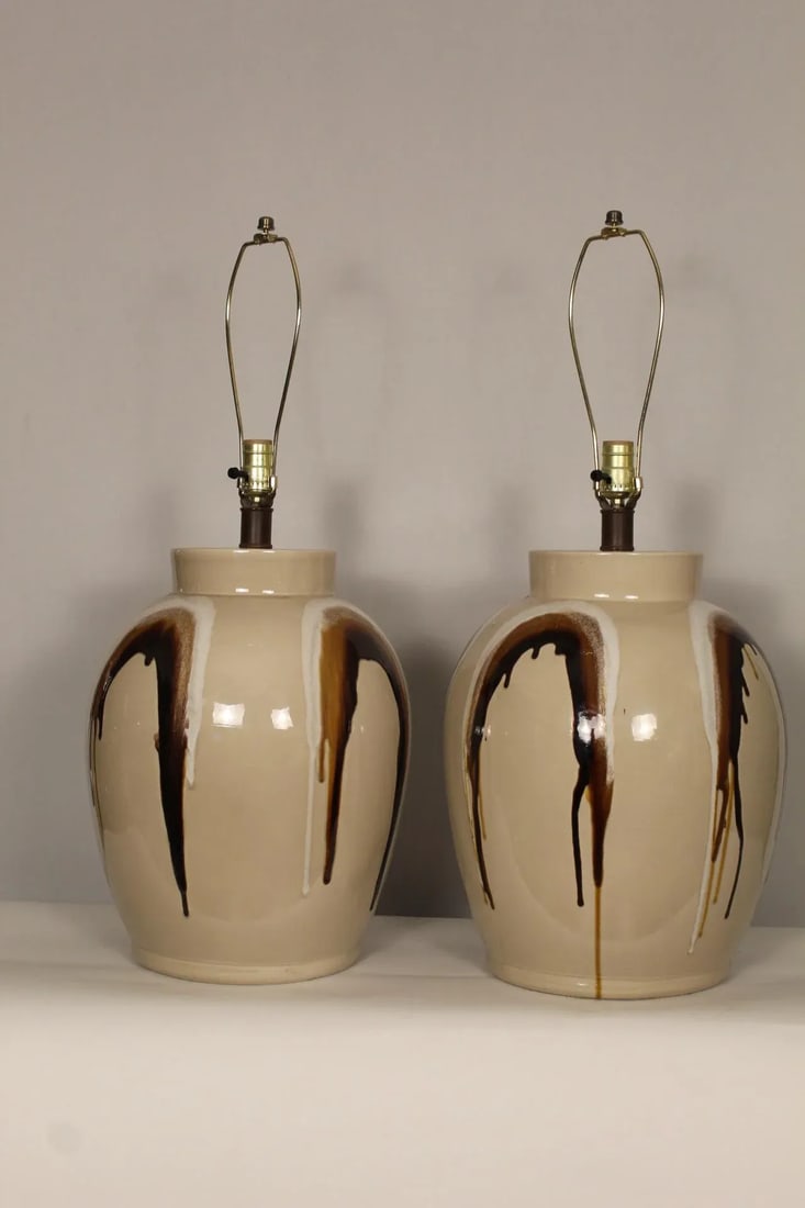 Mid 20th Century Large Scale Jane and Gordon Martz Style Lamps - a Pair - 3