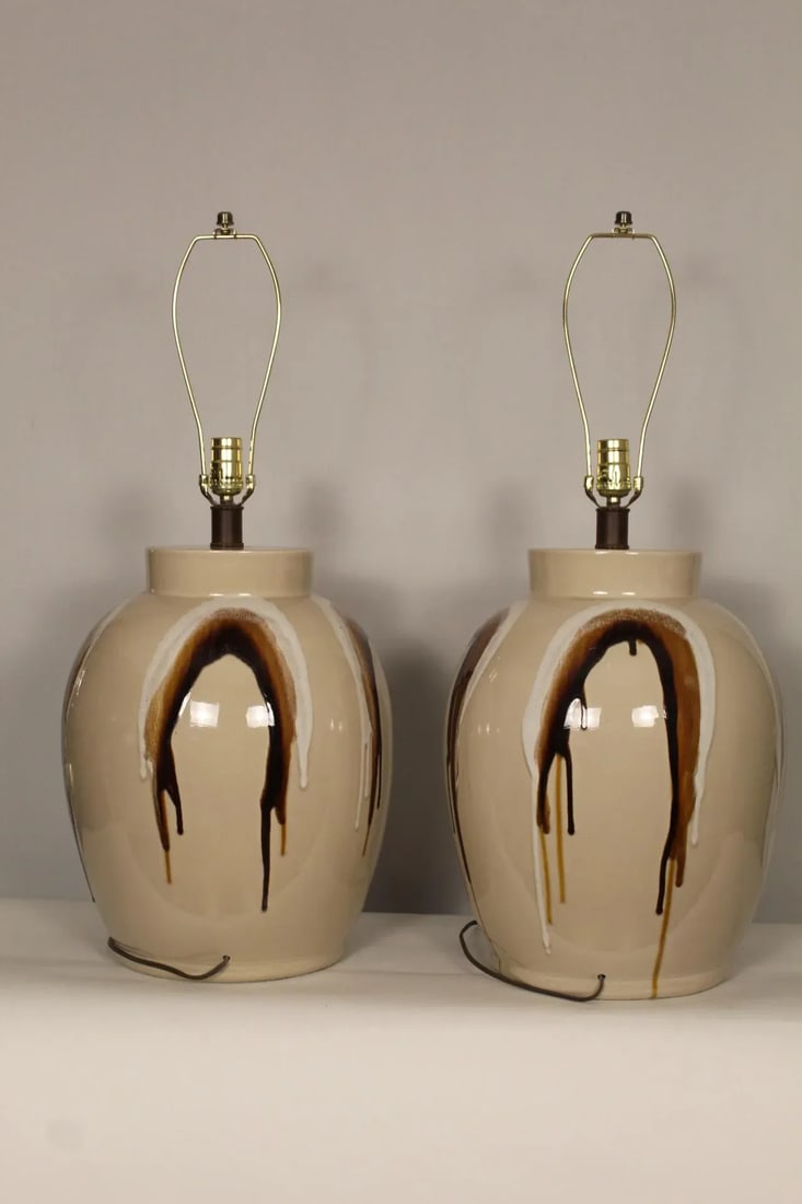 Mid 20th Century Large Scale Jane and Gordon Martz Style Lamps - a Pair - 6