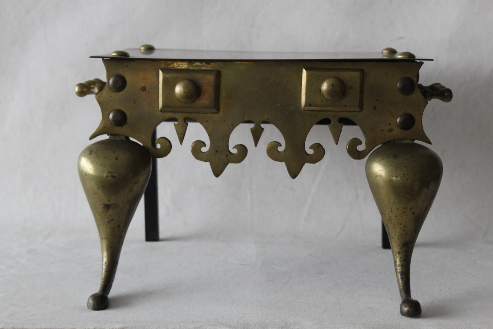 Vintage Victorian English Style Brass Fireplace Footman Kettle Trivet - 2