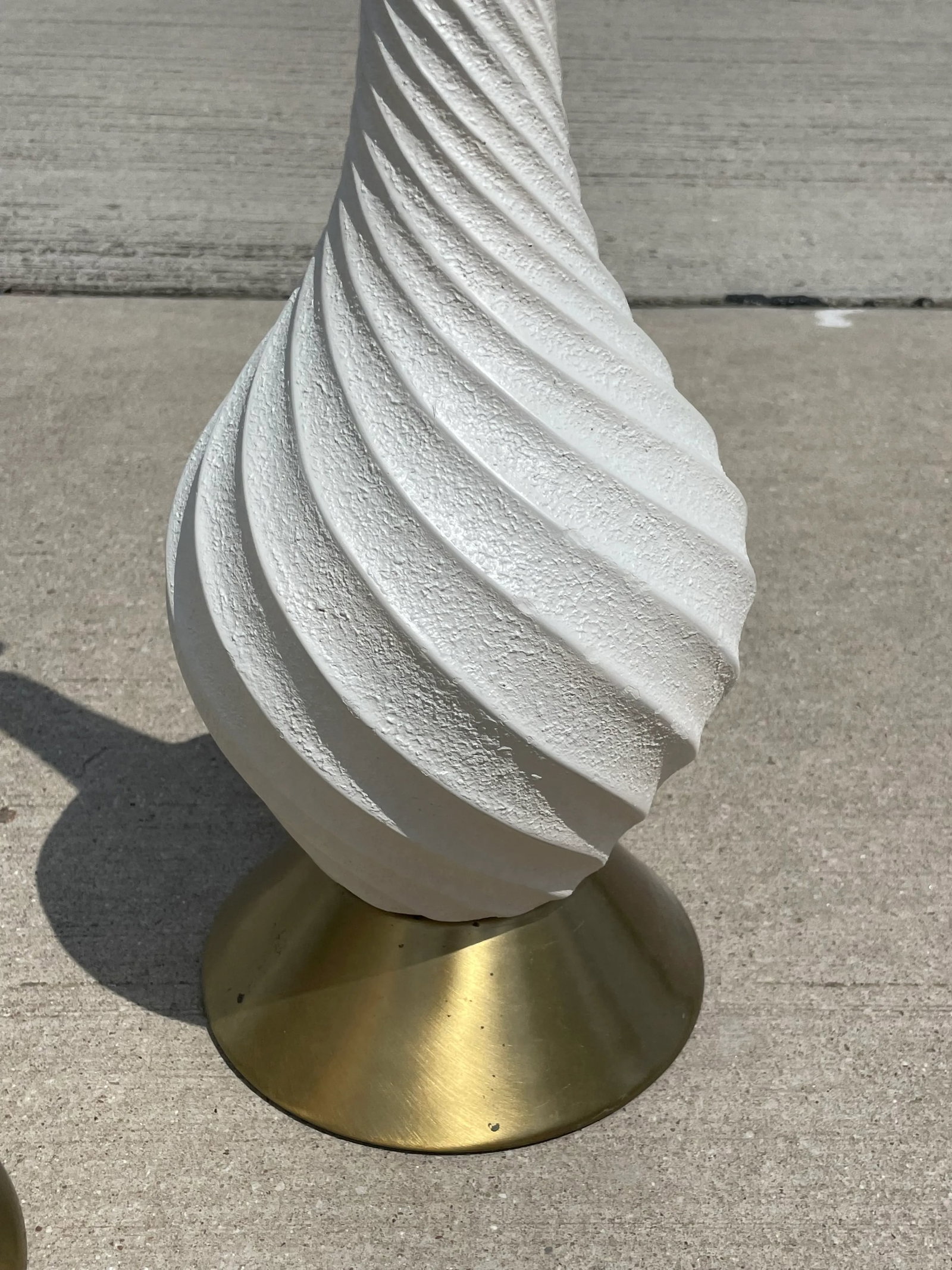Mid Century Quartite Creative Corp Spiral Chalkware Table Lamps - a Pair - 9