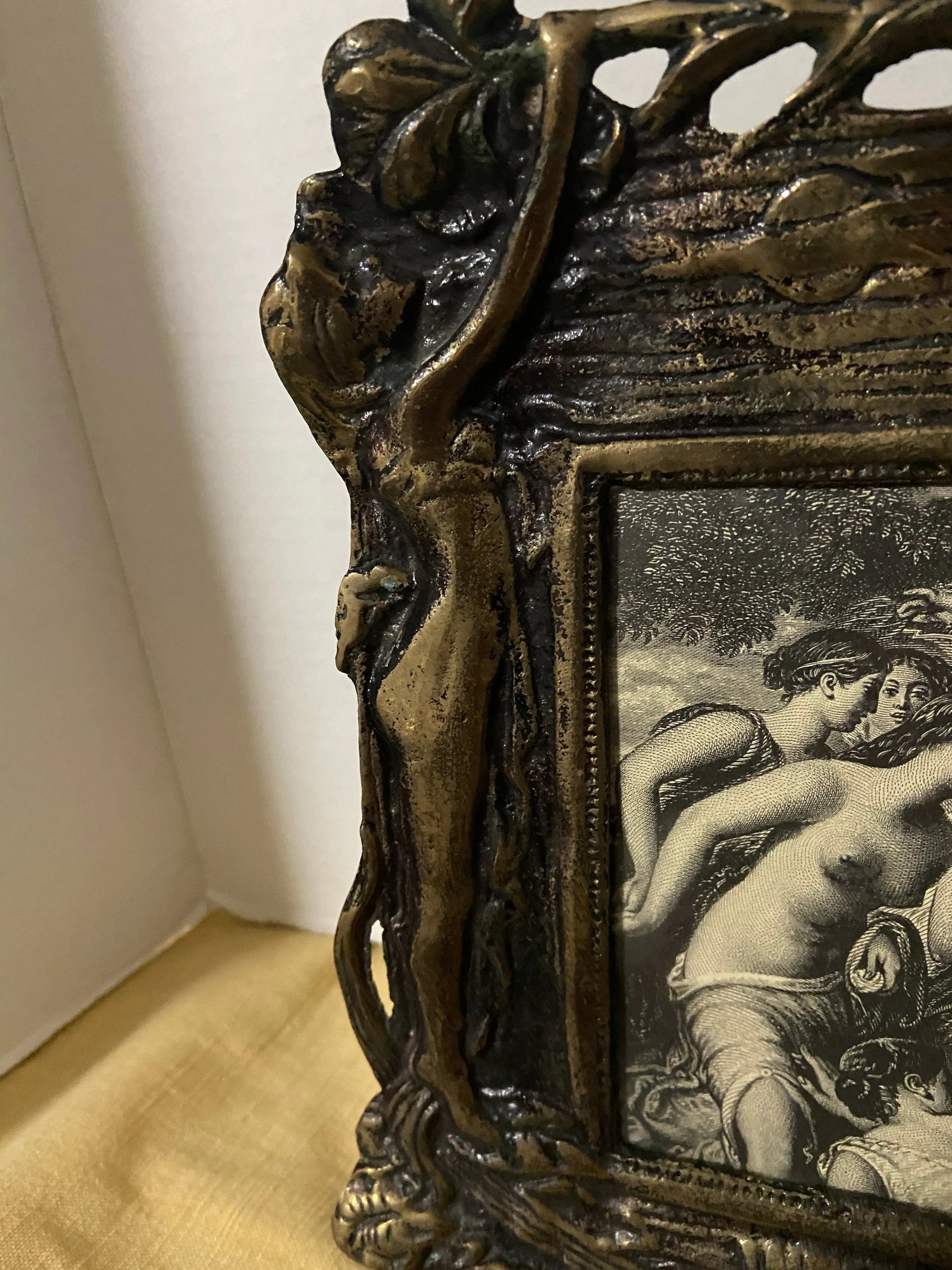 Mid 20th Century Art Deco Lady Brass Picture Frame - 11