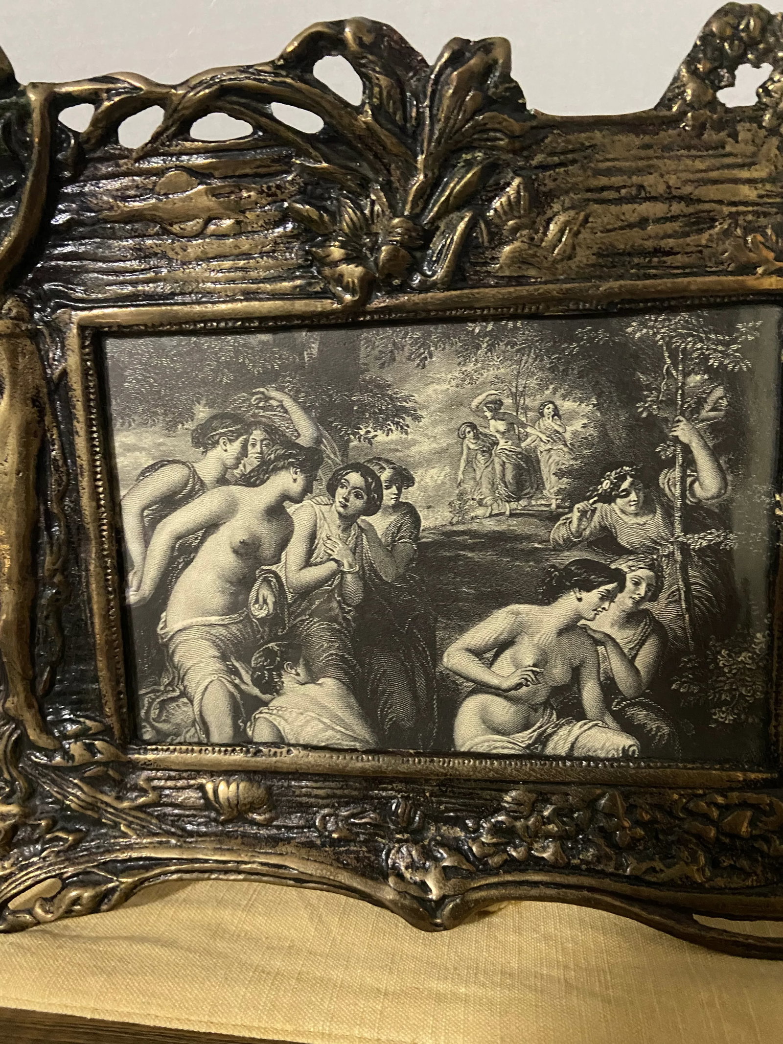 Mid 20th Century Art Deco Lady Brass Picture Frame - 9